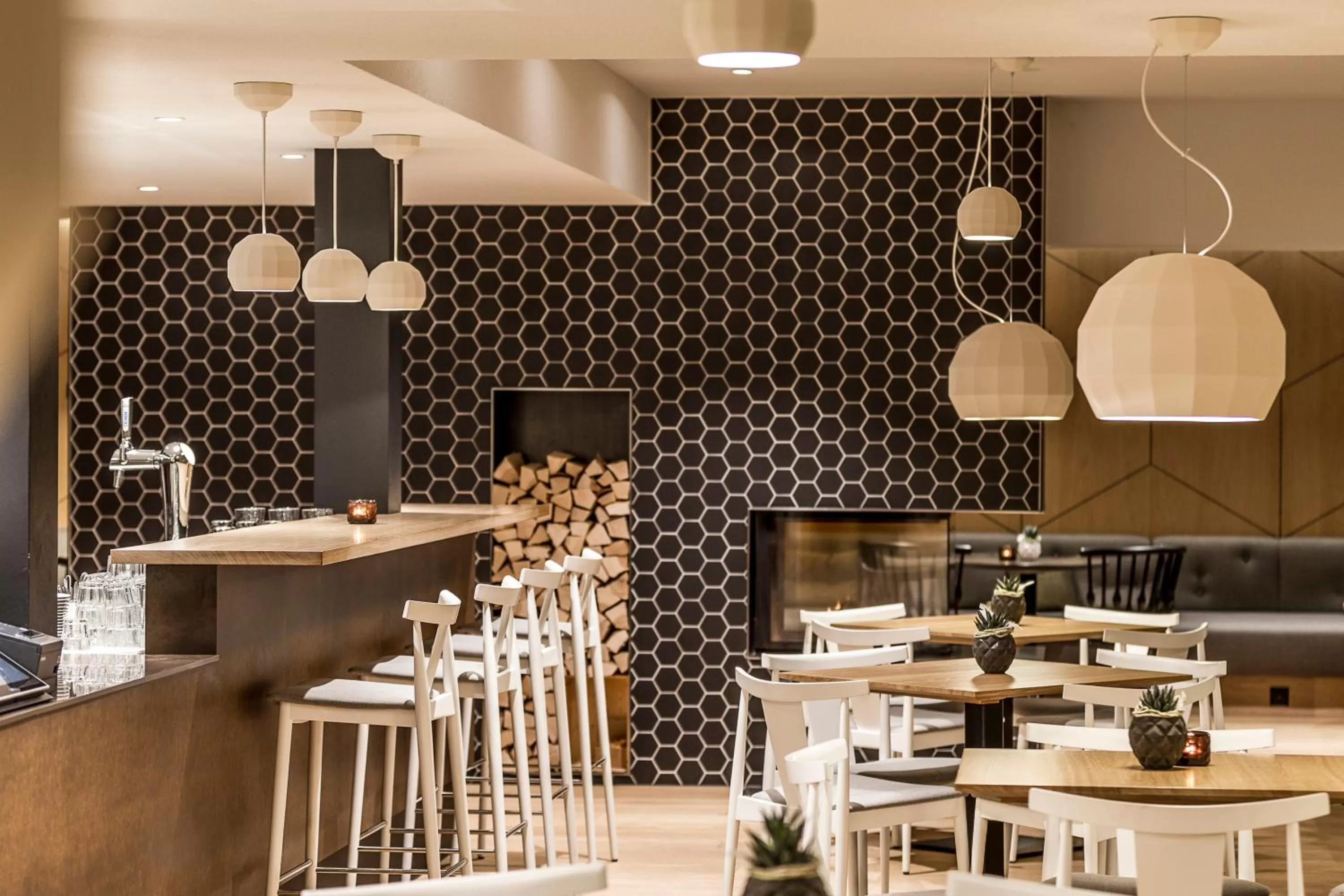 Restaurant/places to eat in Gyger Restaurant Confiserie B&B