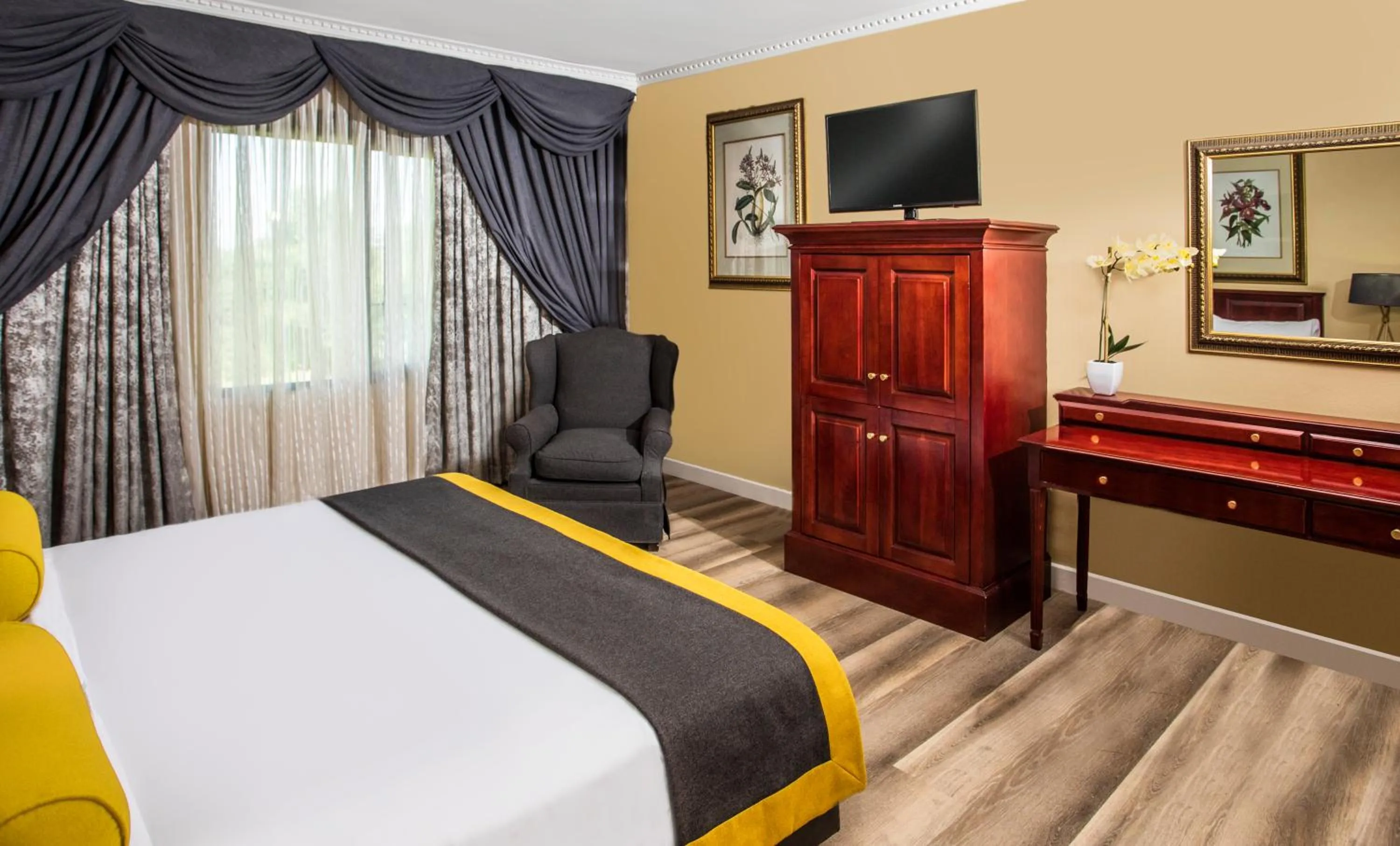 Photo of the whole room, Bed in Avani Gaborone Resort & Casino