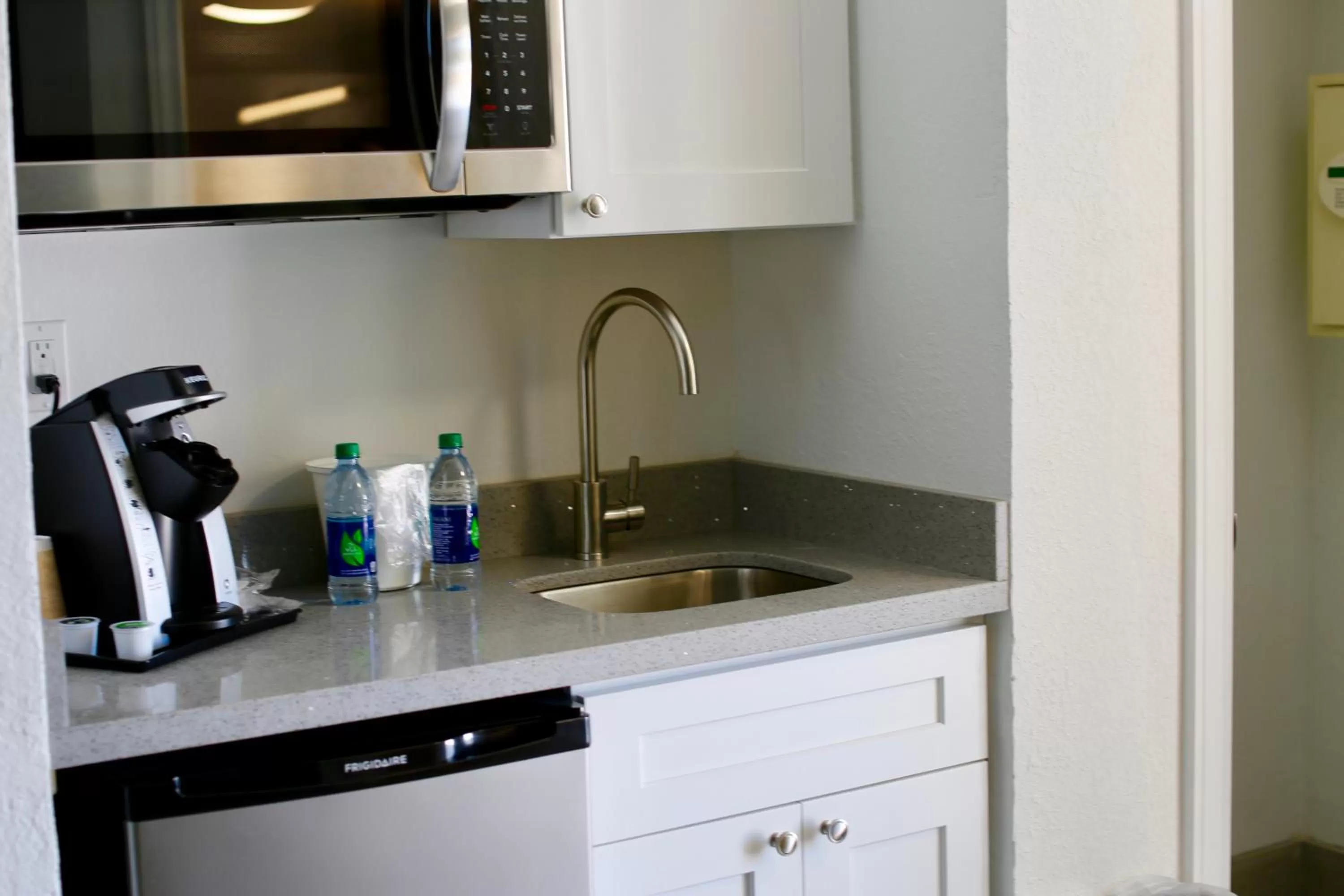 Kitchen or kitchenette in Gilbert's Resort & Marina