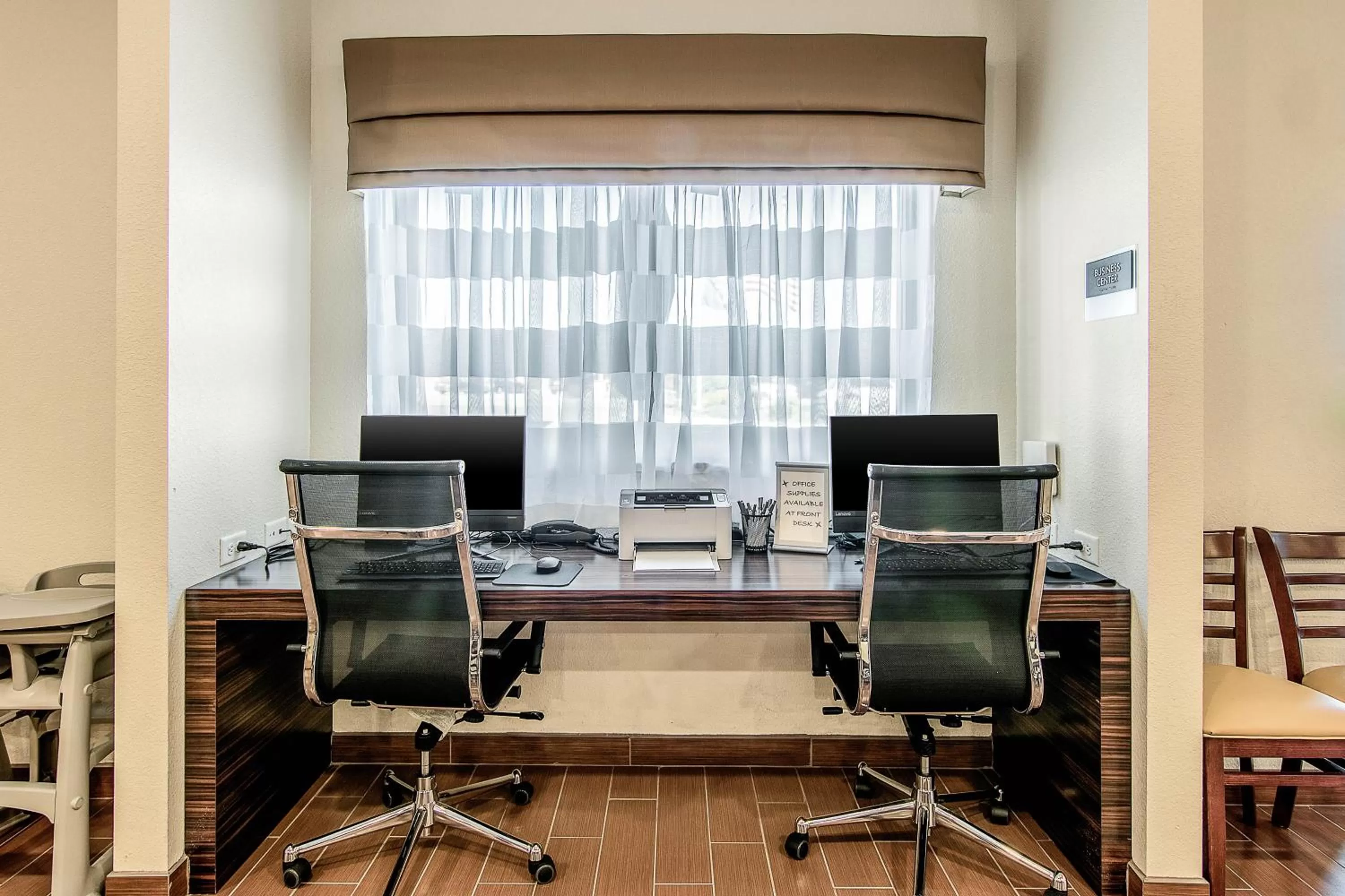 Business facilities in Sleep Inn & Suites West-Near Medical Center