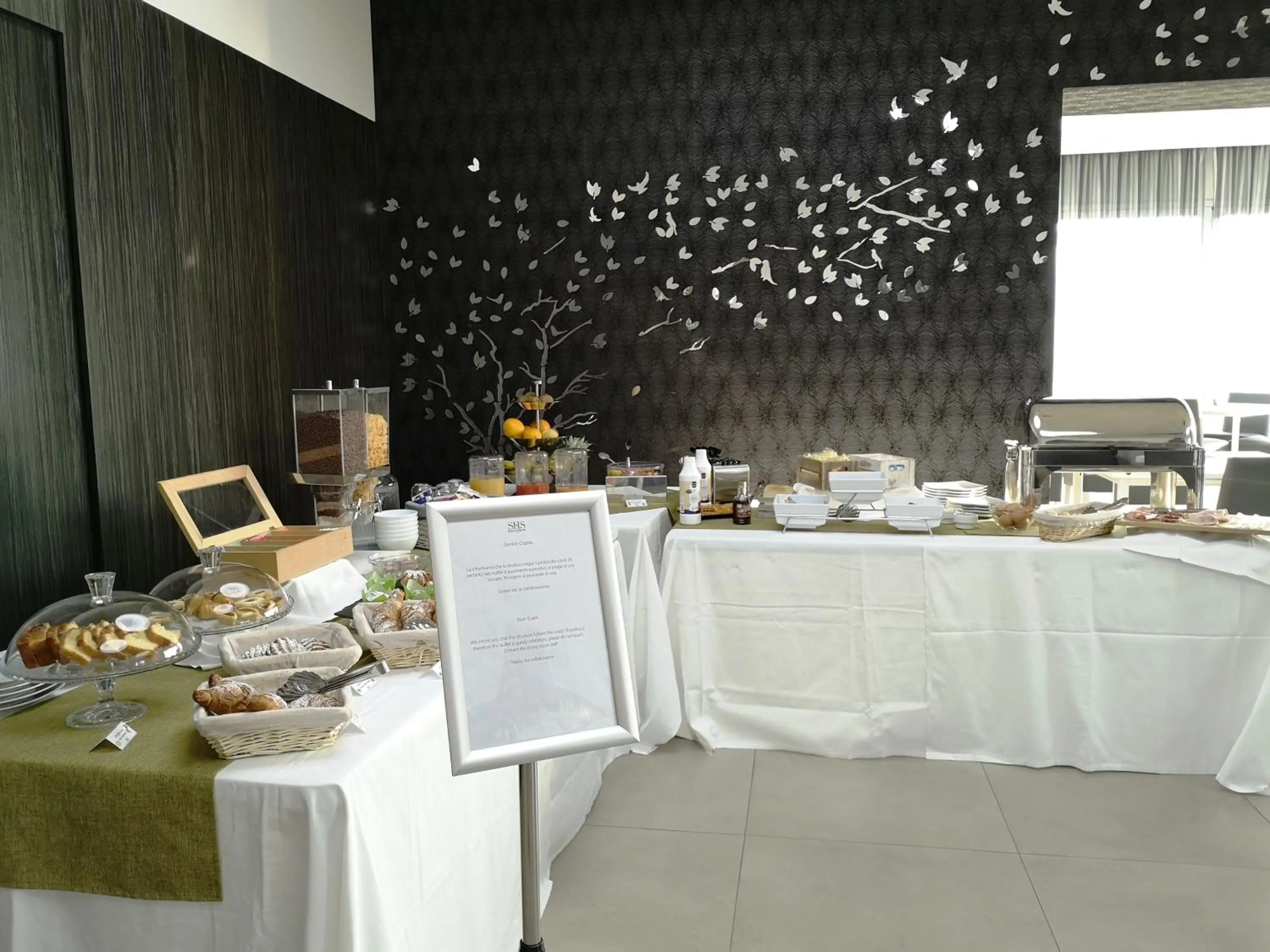 Food and drinks in Sicilia Hotel Spa