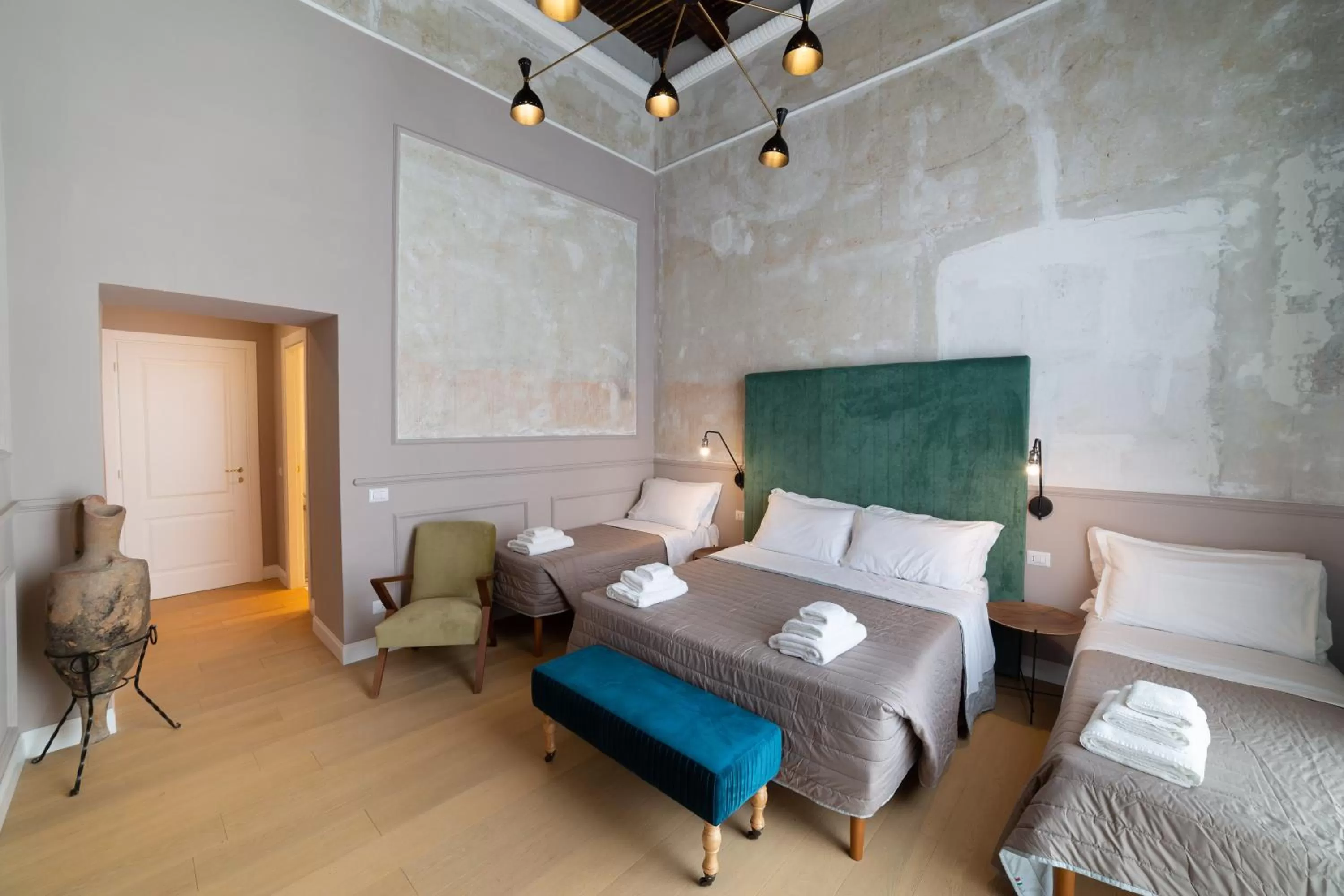 Bed in The Duomo House by House In Naples