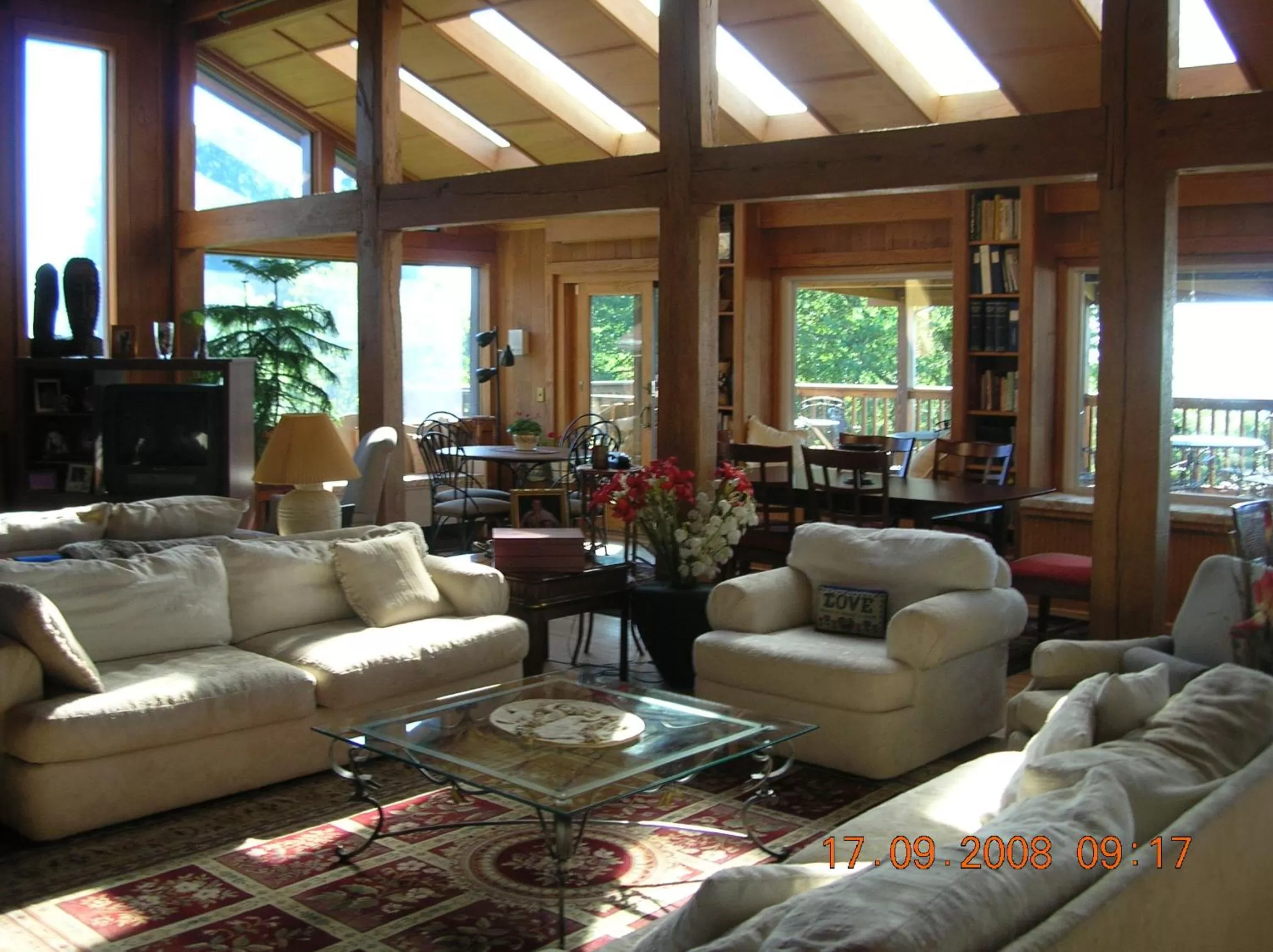 Property building, Lobby/Reception in Bent Mountain Lodge Bed And Breakfast, Inc.