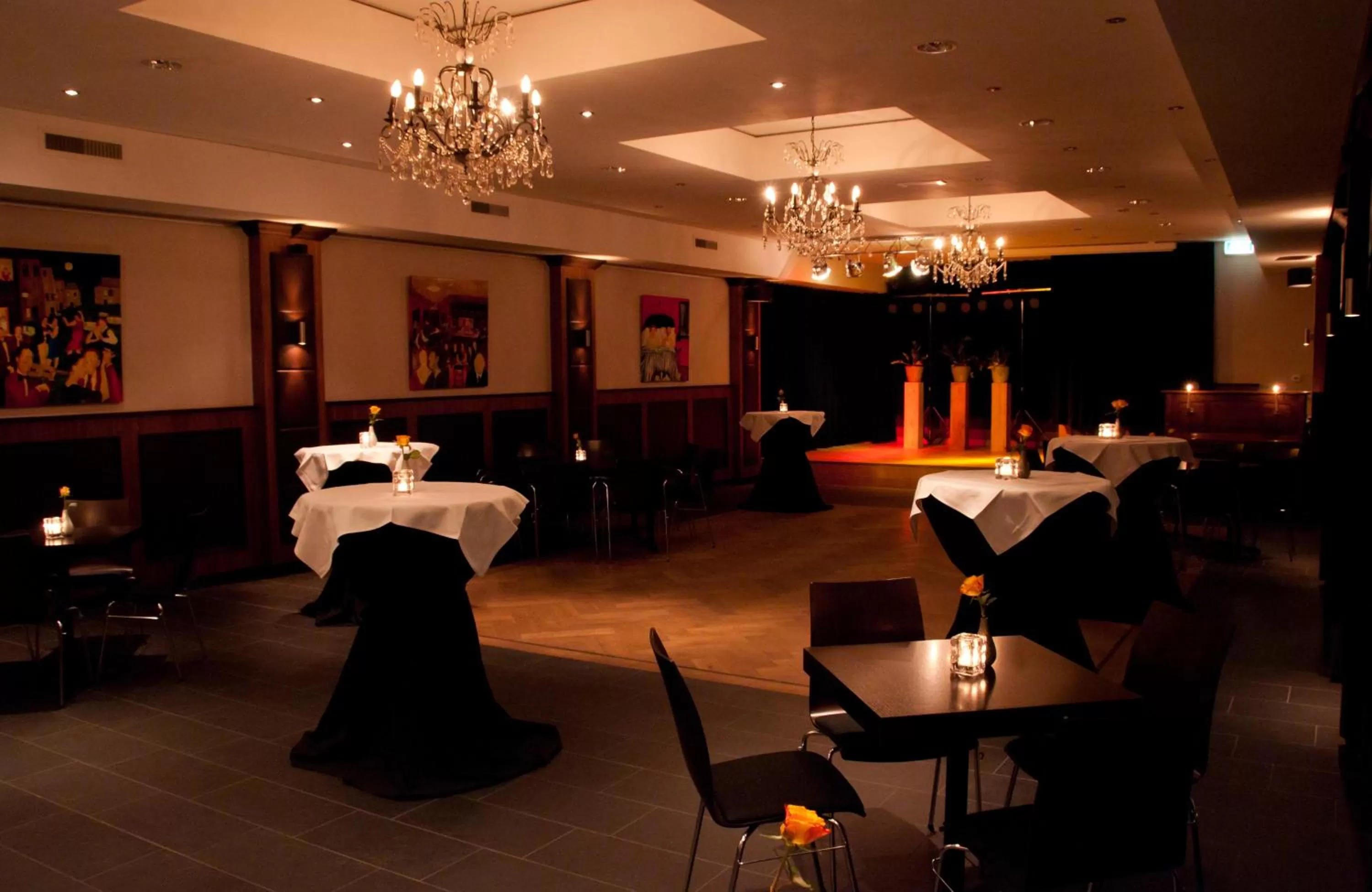 Restaurant/places to eat in Hotel Restaurant St. Lambert
