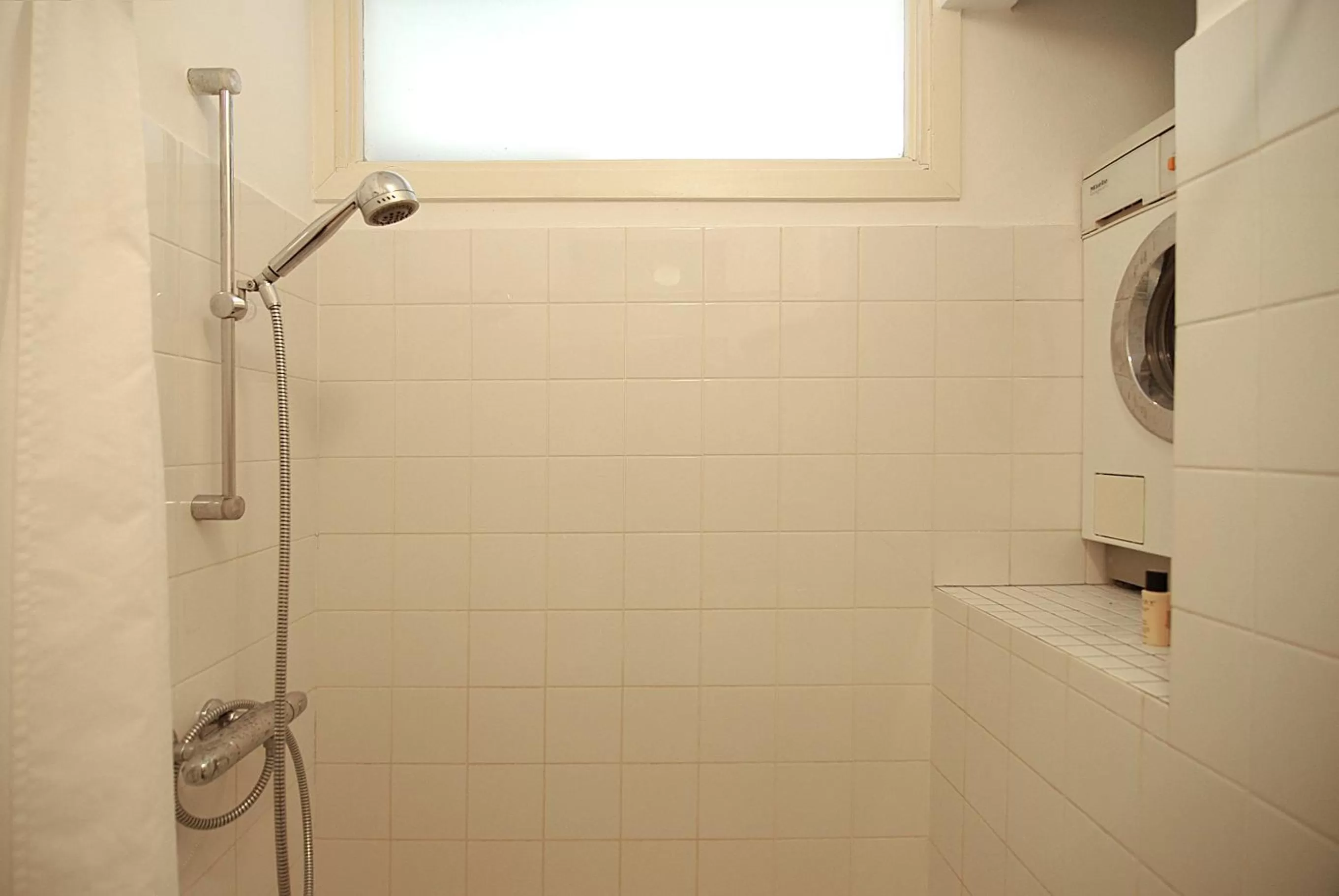 Bathroom in Wooden Mill B&B