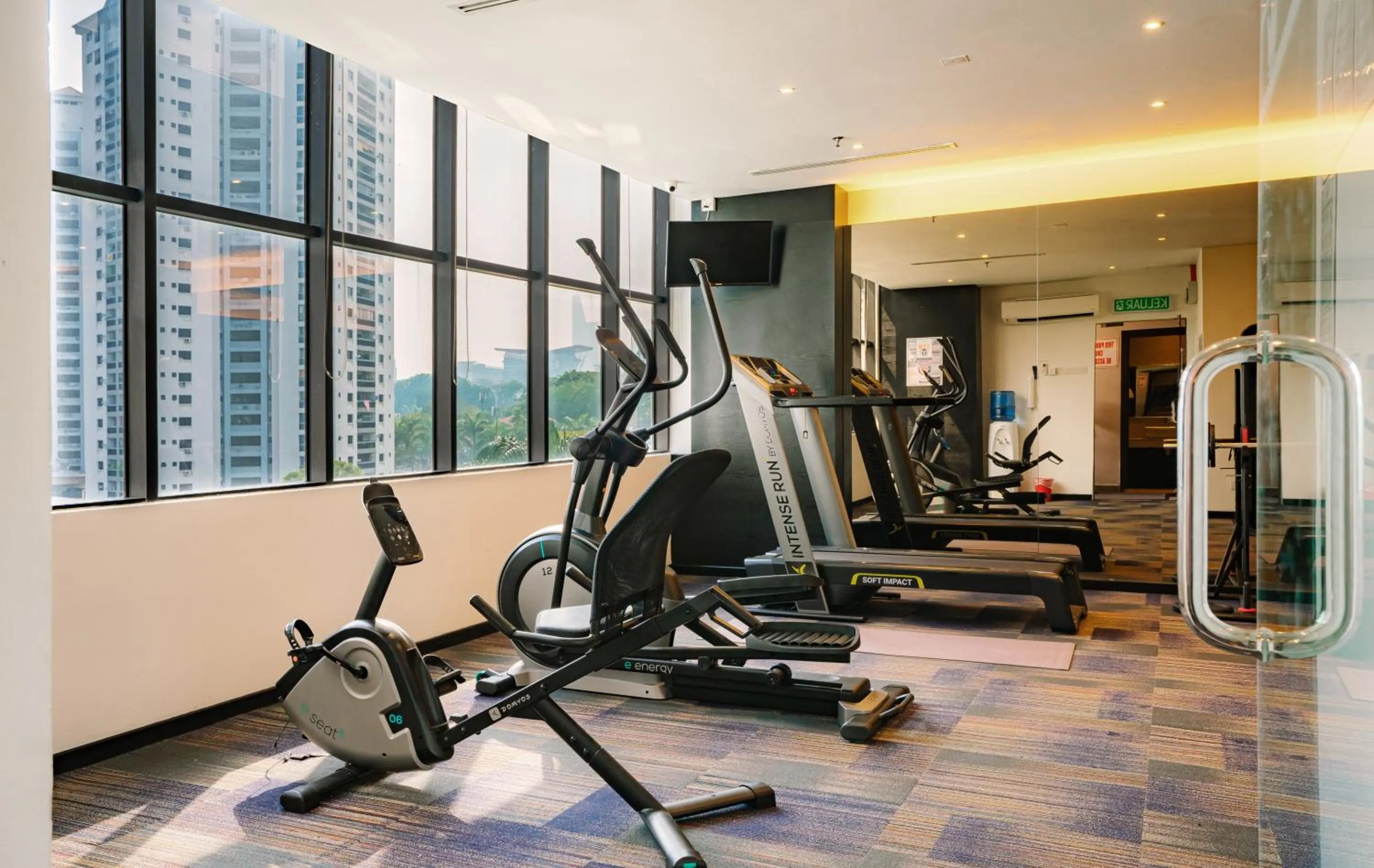 Crystal Crown Hotel Petaling Jaya