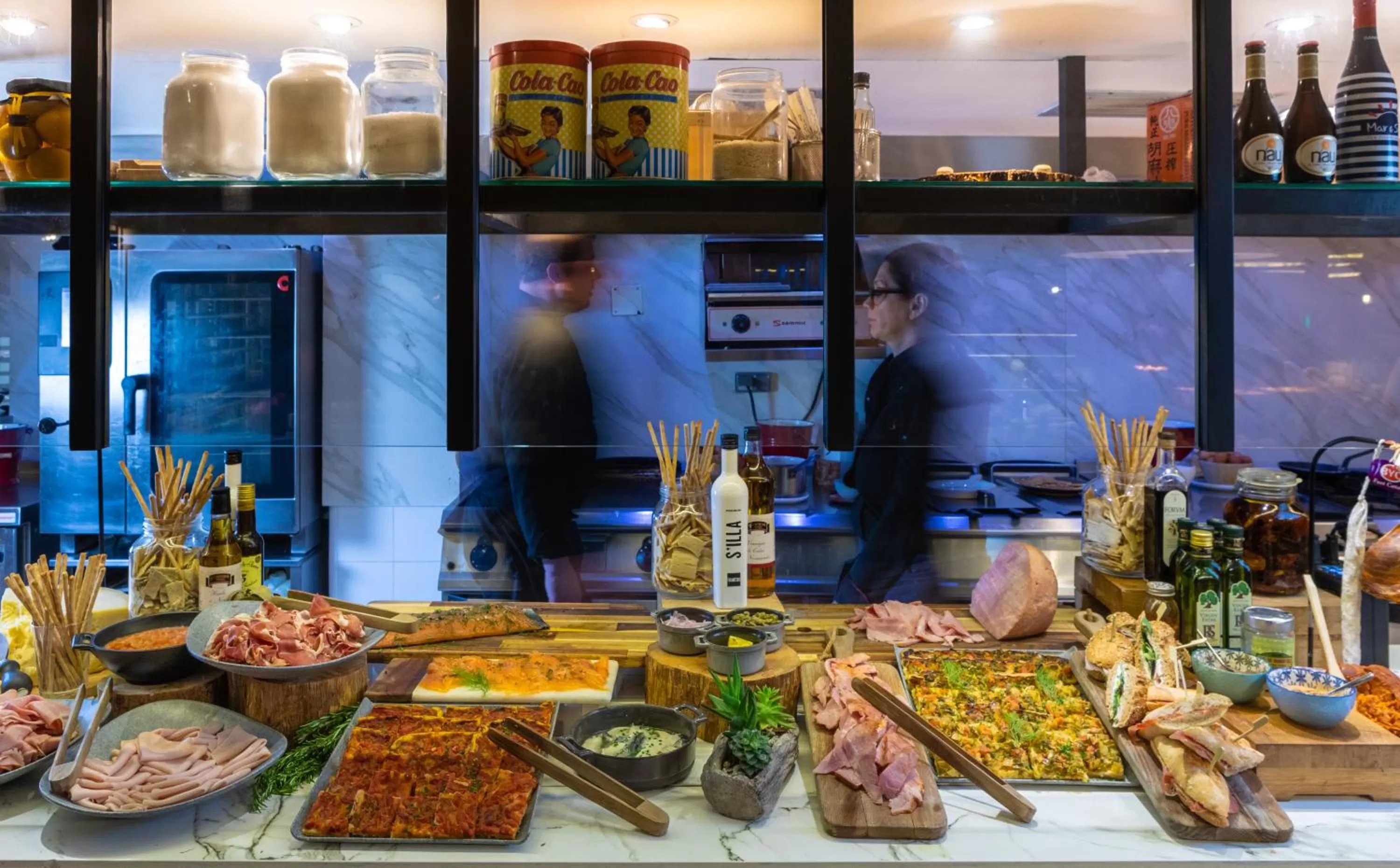 Buffet breakfast in INNSiDE by Meliá Palma Bosque