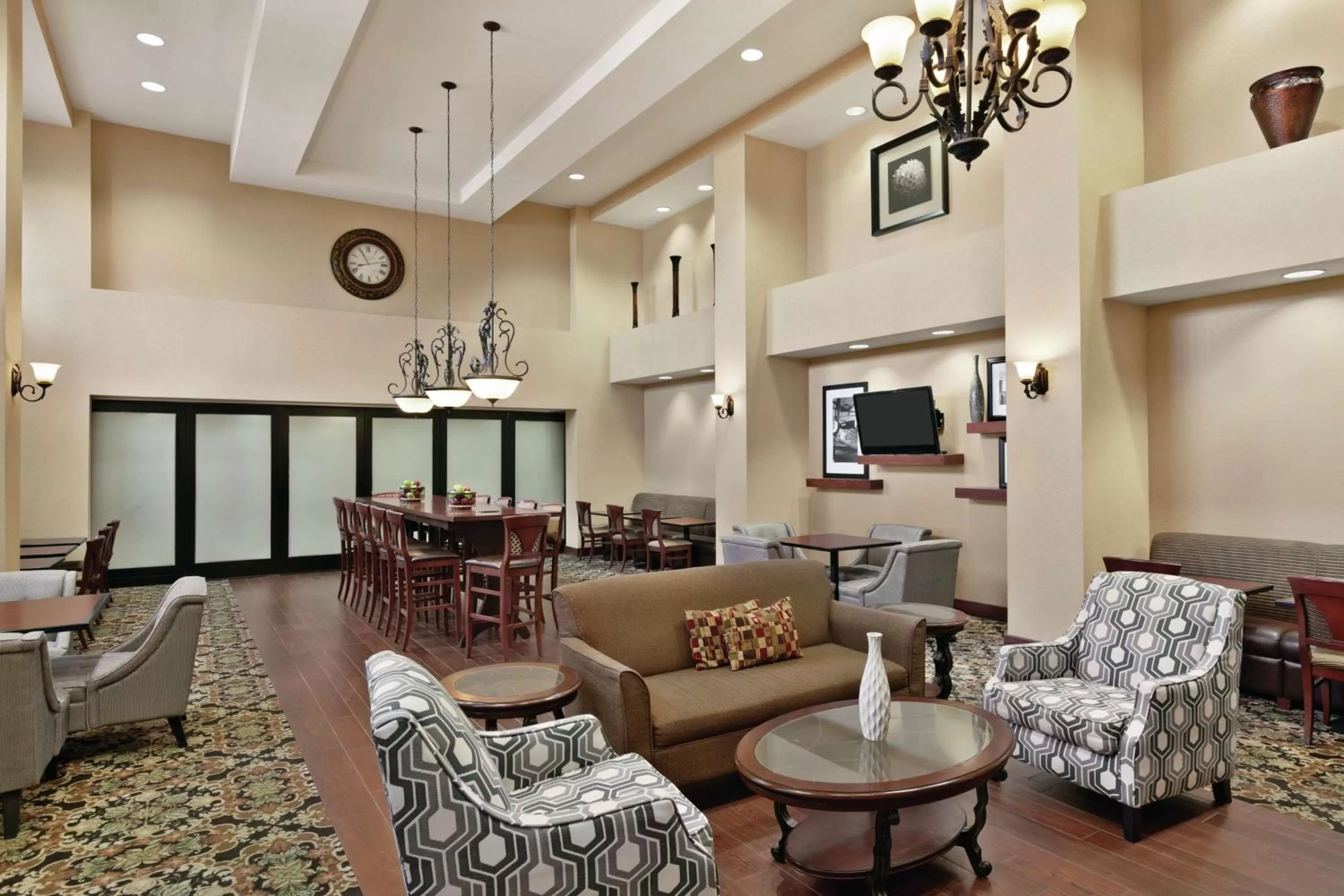 Lobby or reception in Hampton Inn & Suites Enid