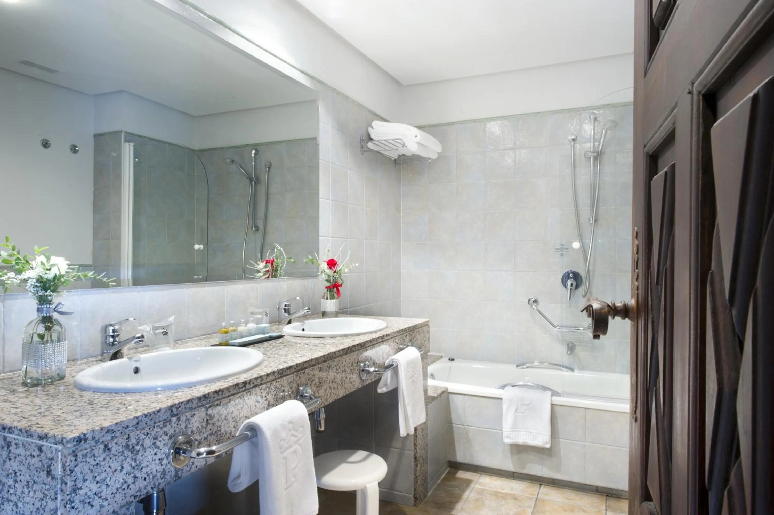 Bathroom in Parador de Cangas de Onís