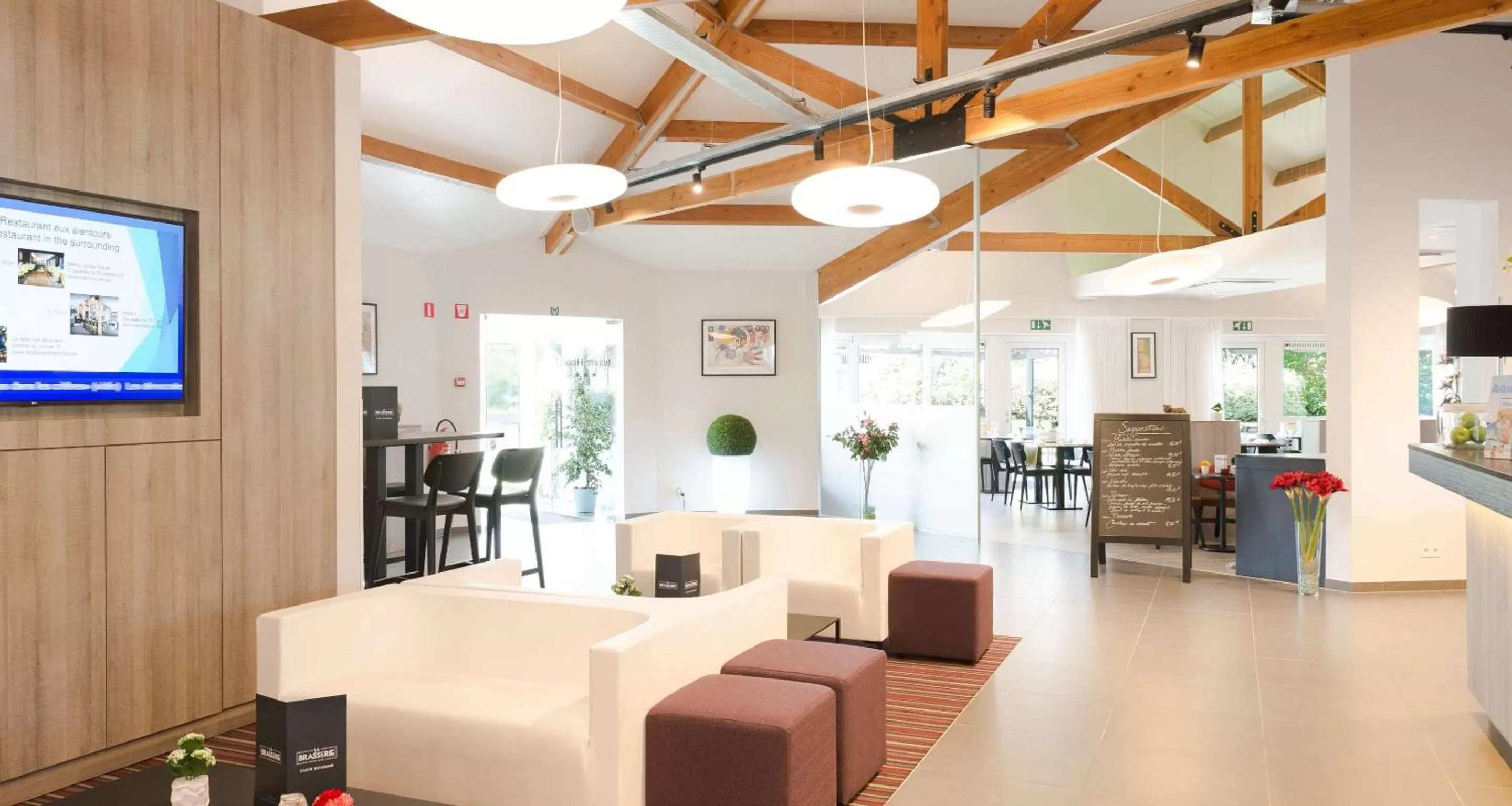 Lobby or reception in Best Western Hotel Wavre