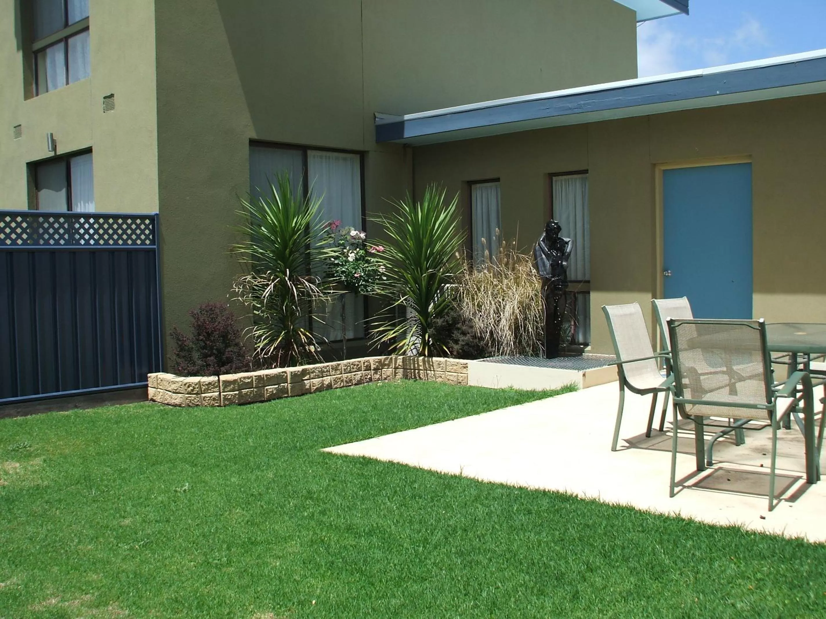 Garden, Property Building in Otway Gate Motel