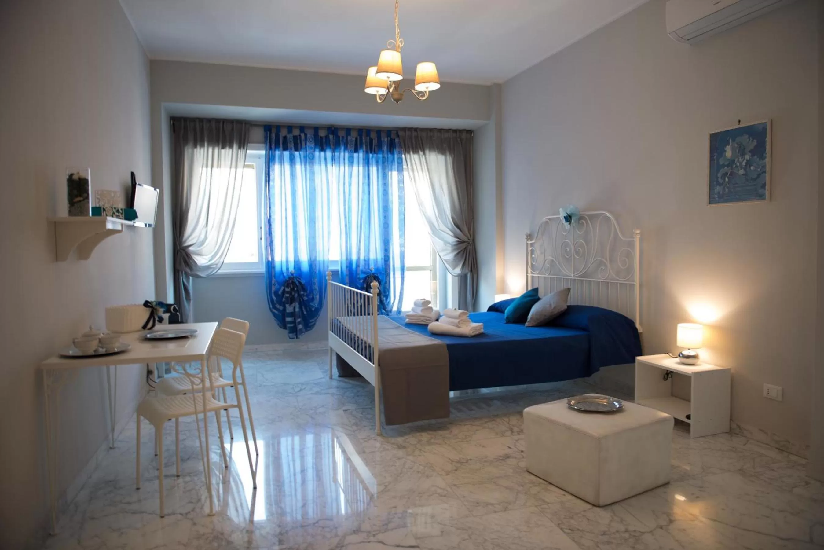 Bed in Authentic Sweet Home