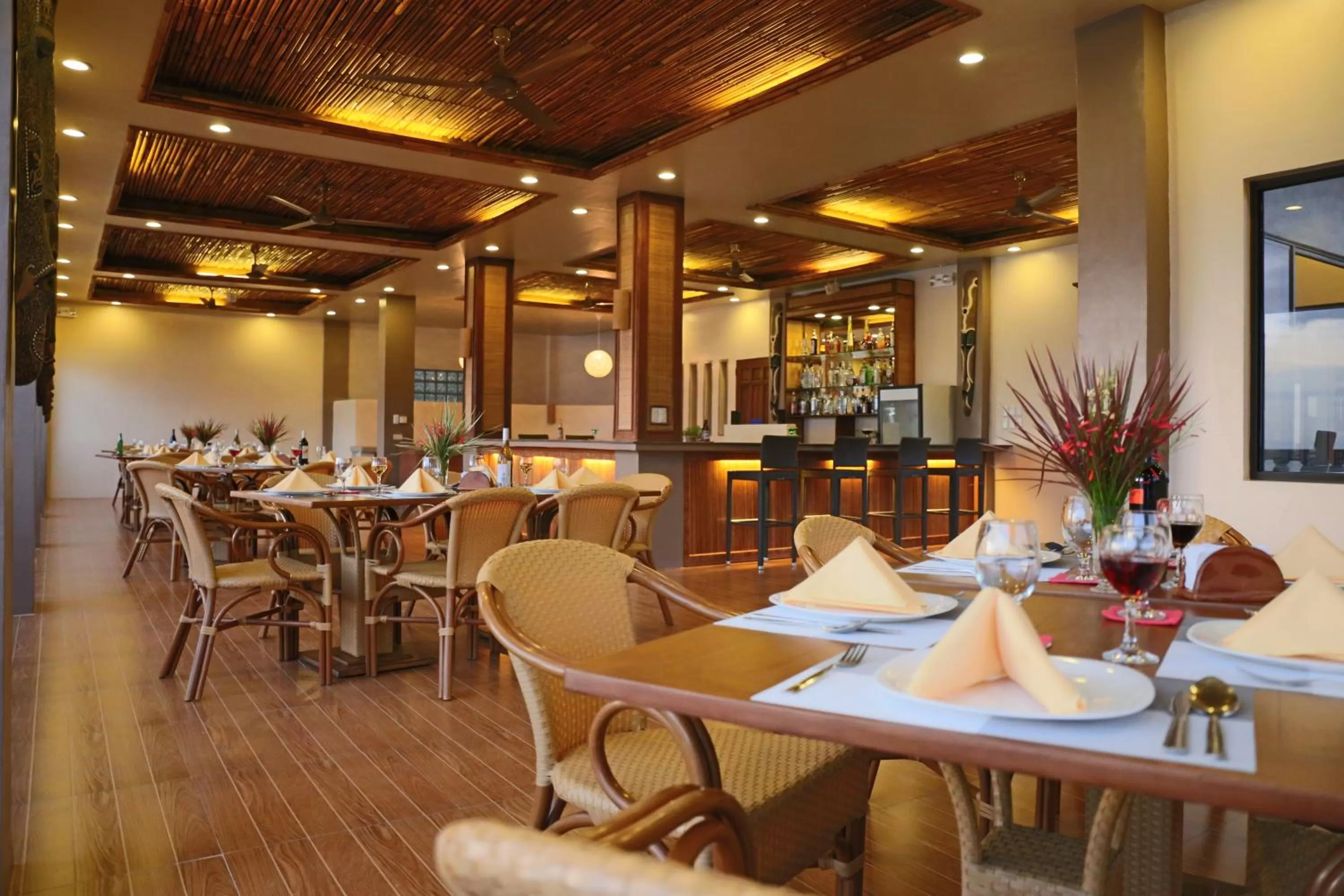 Restaurant/places to eat in Turtle Bay Dive Resort