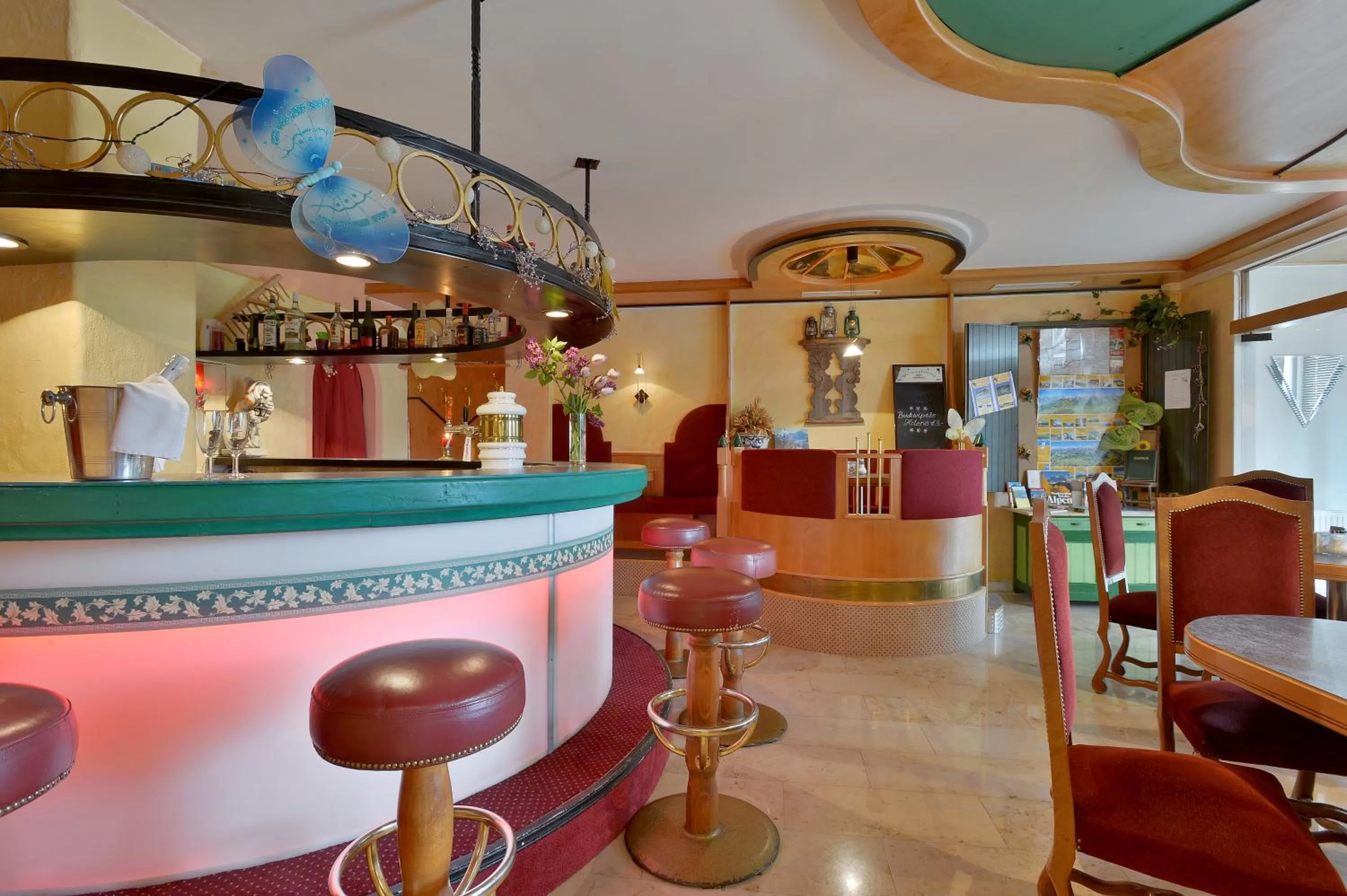 Lounge or bar, Lobby/Reception in Apparthotel Tom Sojer