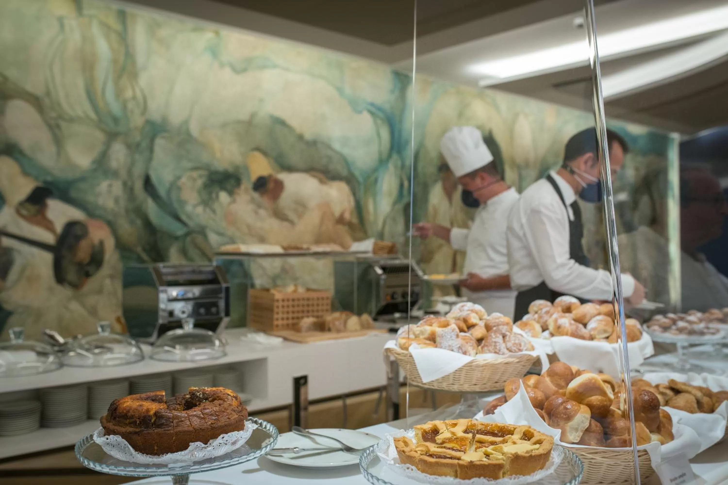 Breakfast in Hotel Royal Continental