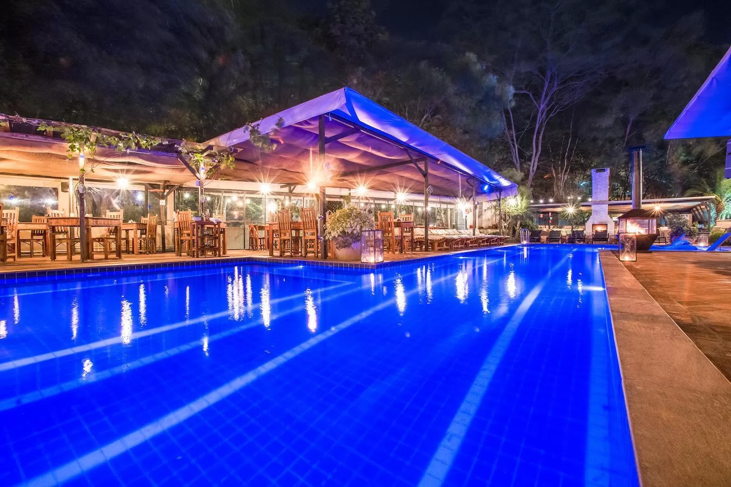 Restaurant/places to eat, Swimming Pool in Hotel Villa Lobos Spa Romantik