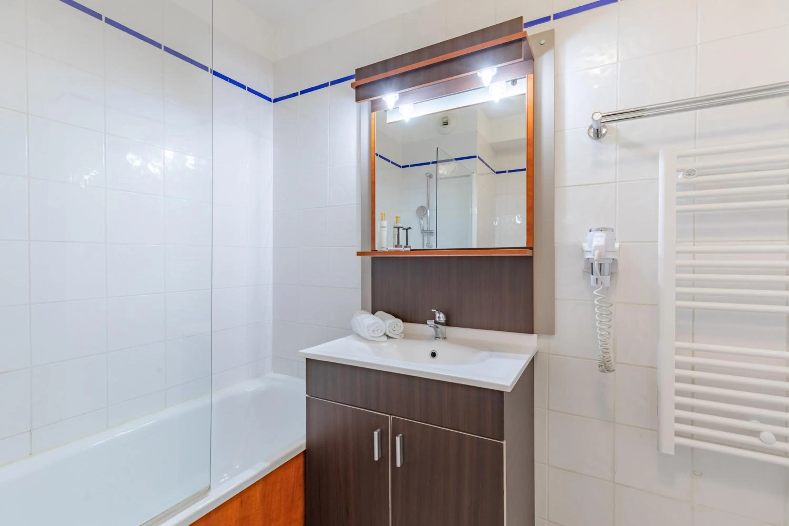 Bathroom in Appart'City Classic Limoges