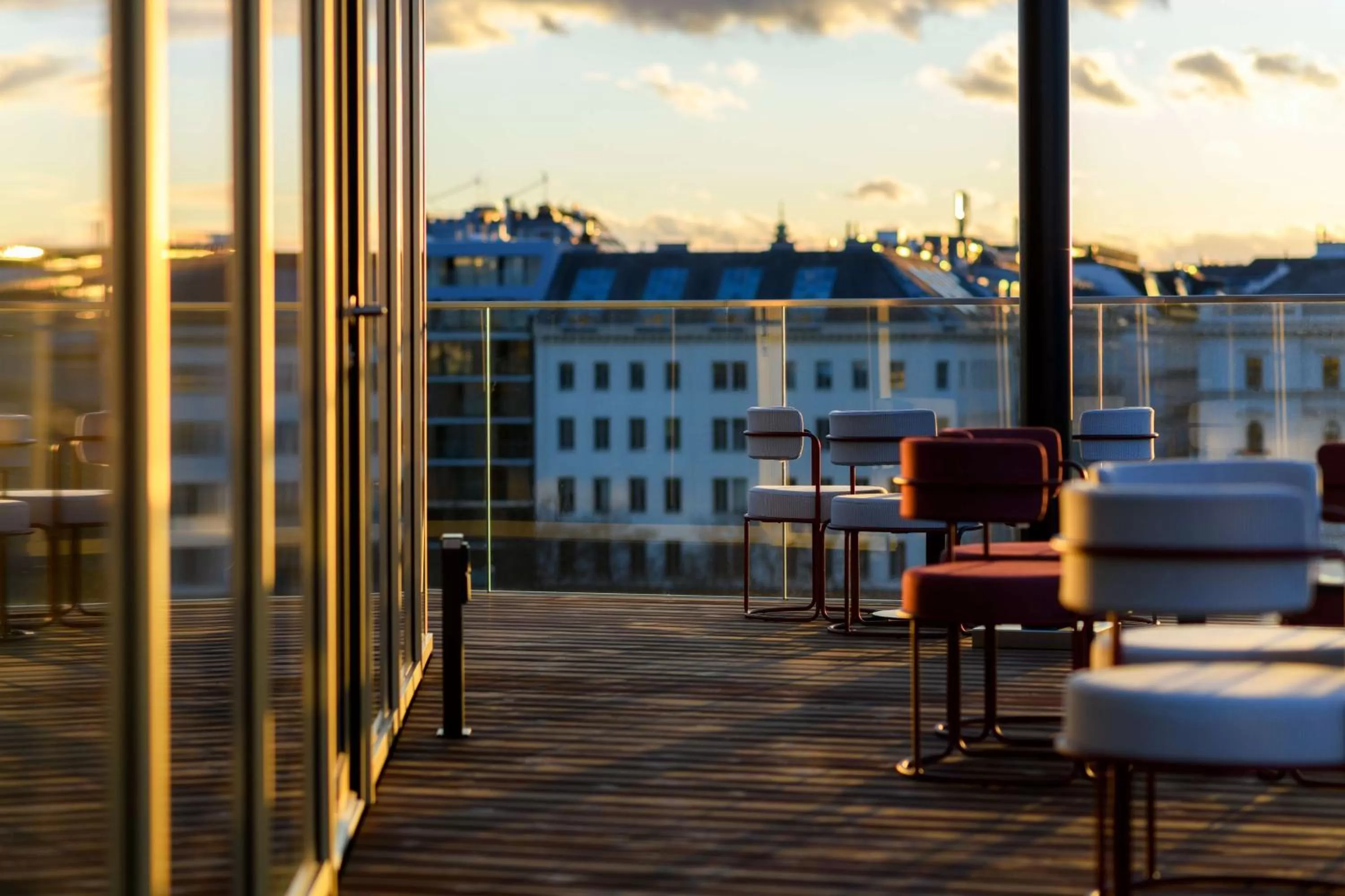 Lounge or bar in Radisson RED Hotel, Vienna