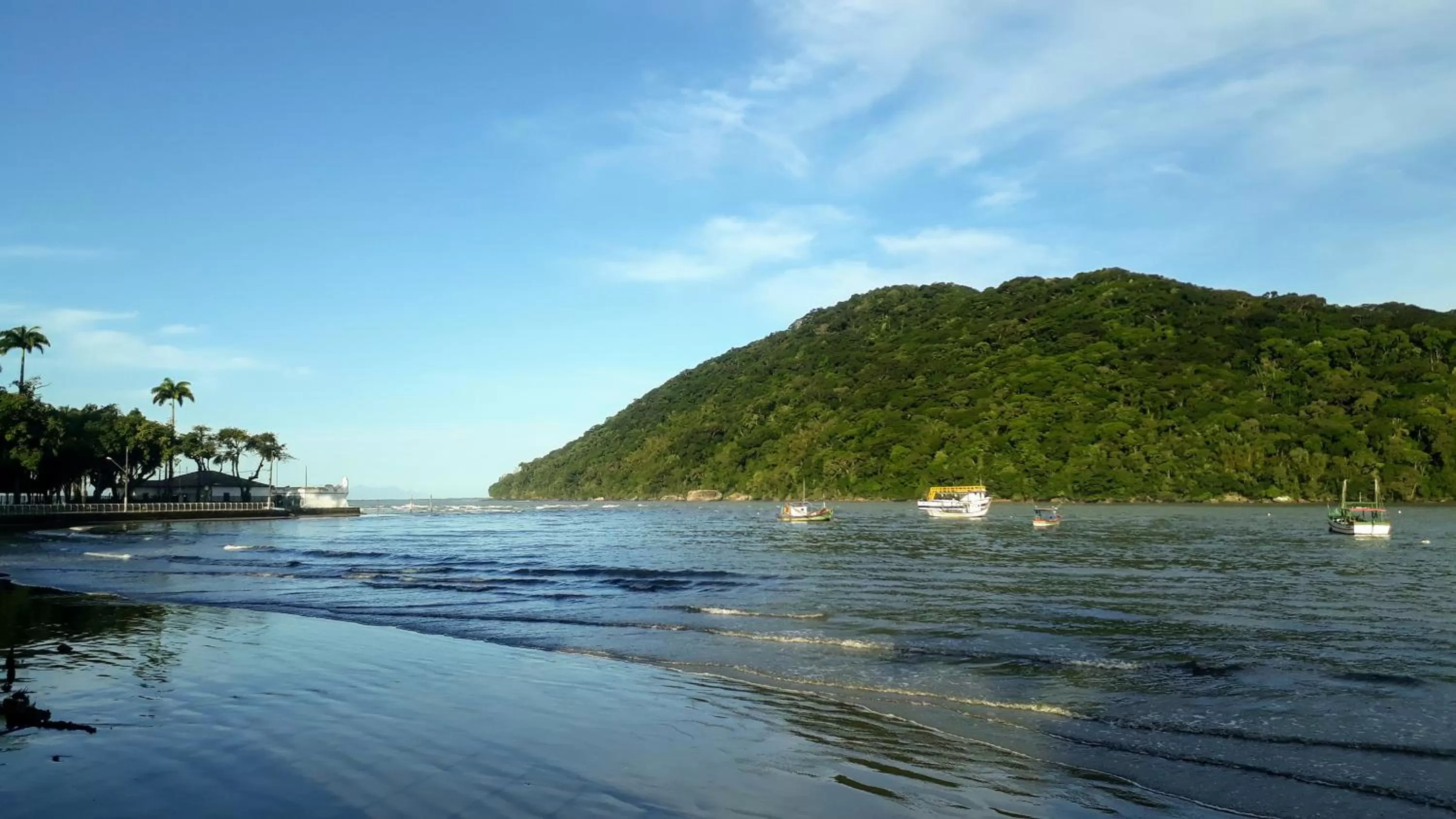 Beach in Cantinho da Geisa - suítes mobiliadas