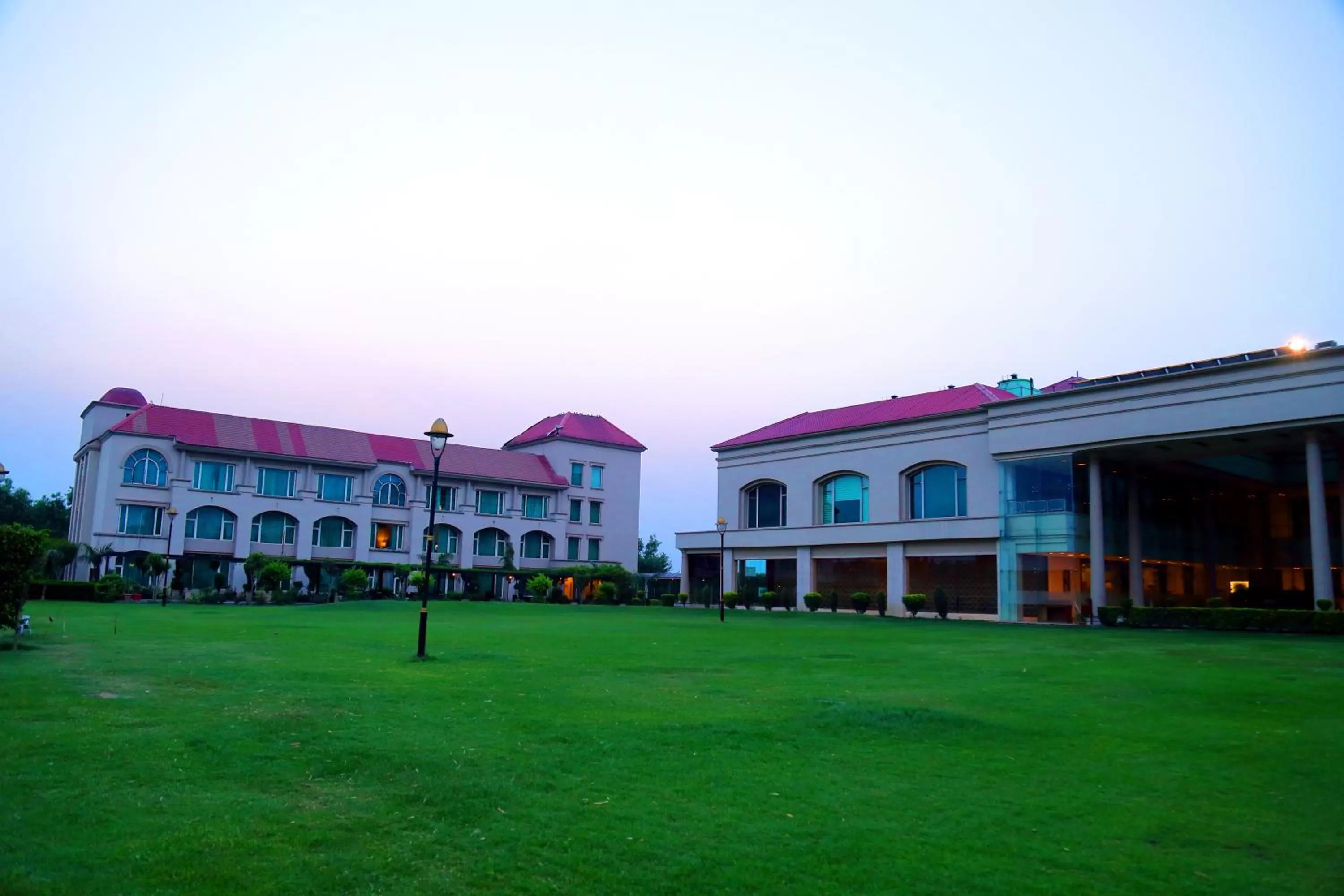 Property building in The Cabbana Resort & Spa