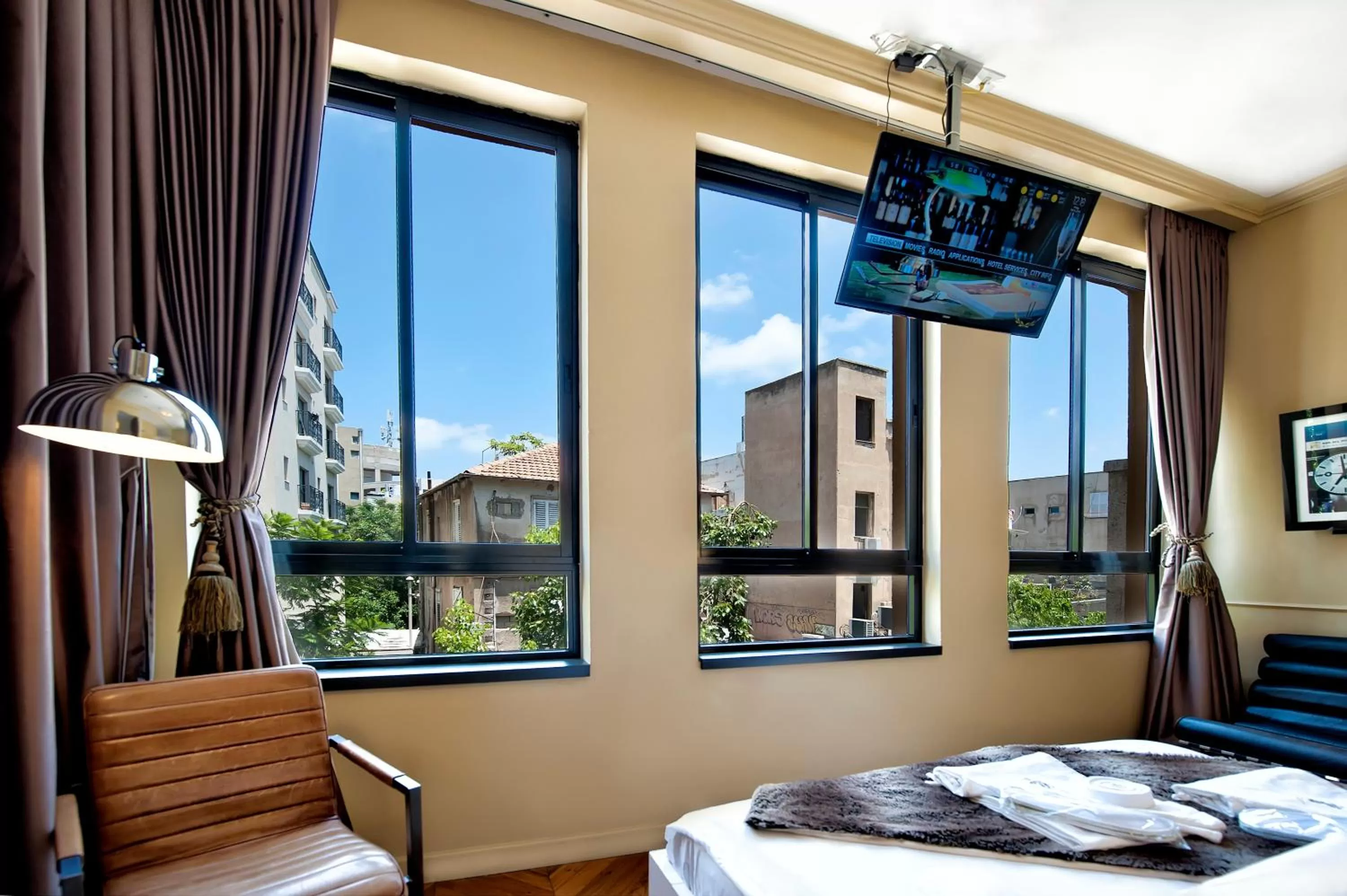 View (from property/room), Bed in Montefiore 16 - Urban Boutique Hotel