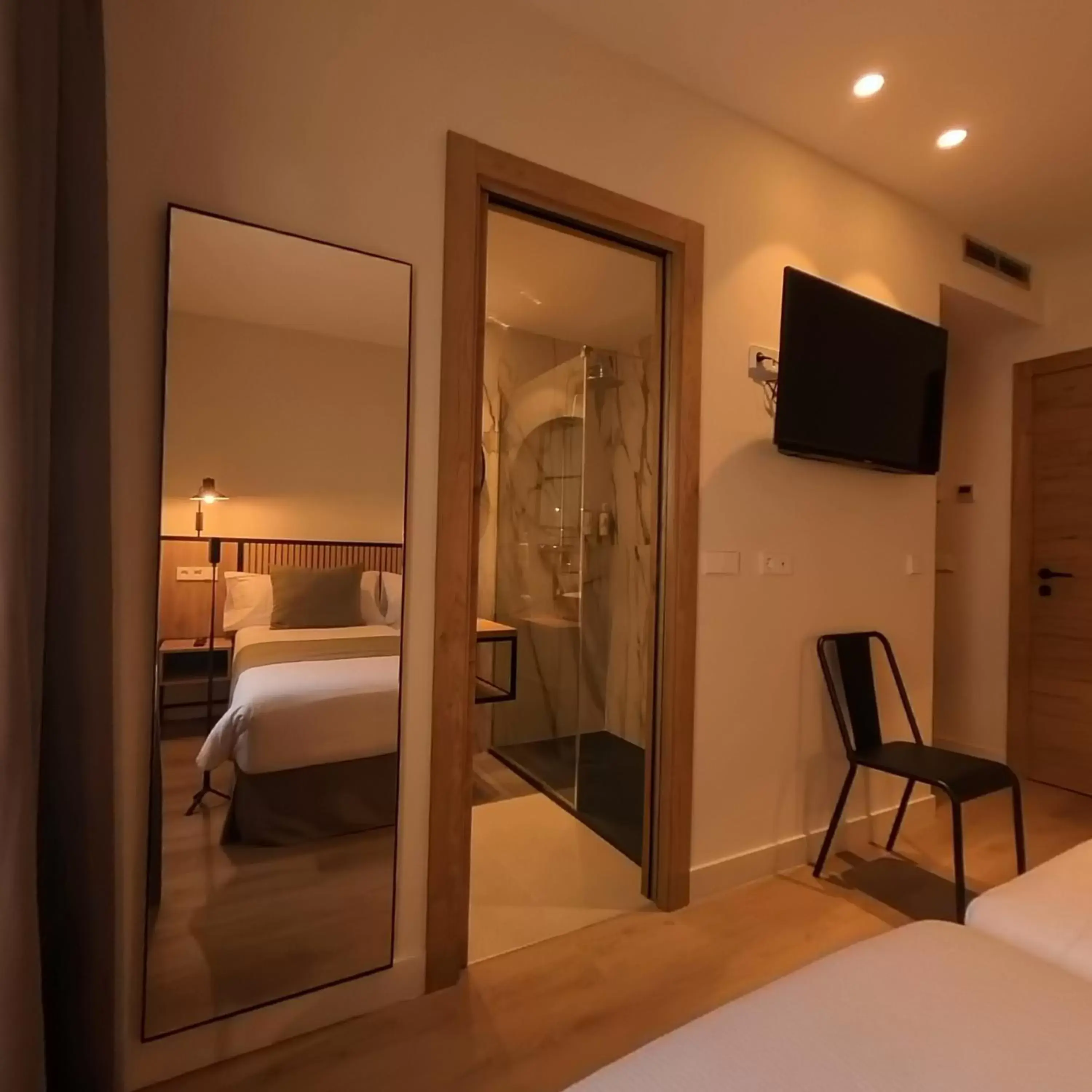 Superior Triple Room in Hotel Marfany Superior Triple Room in Hotel Marfany