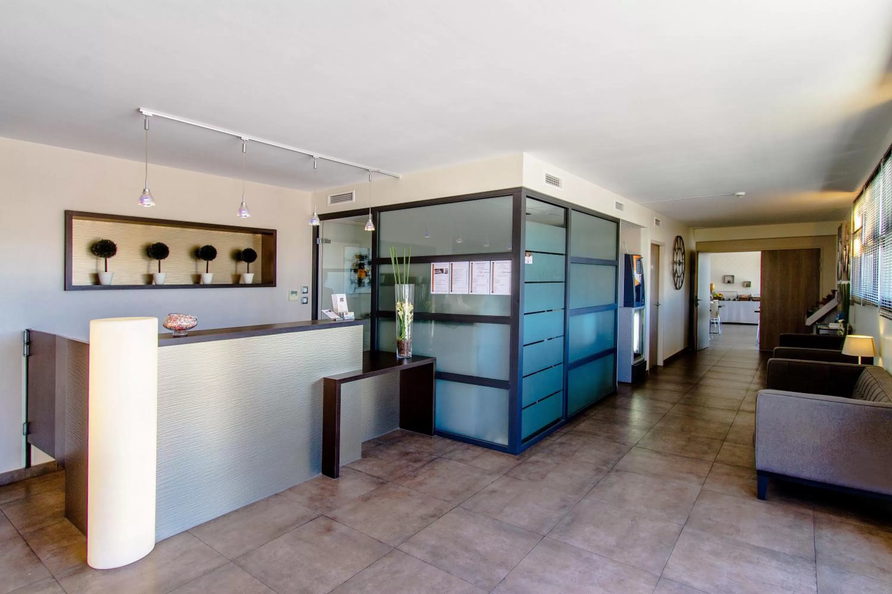 Lobby or reception in Forme-hotel & Spa Montpellier Sud-Est - Parc Expositions - Arena