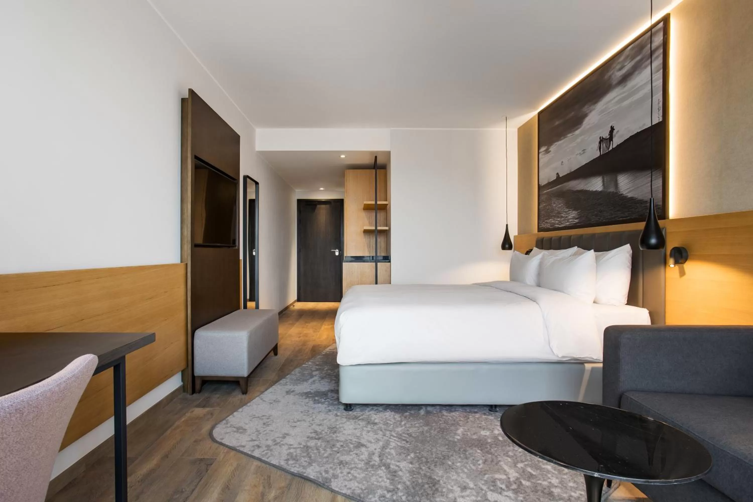 Photo of the whole room, Bed in Radisson Blu Hotel Antananarivo Waterfront