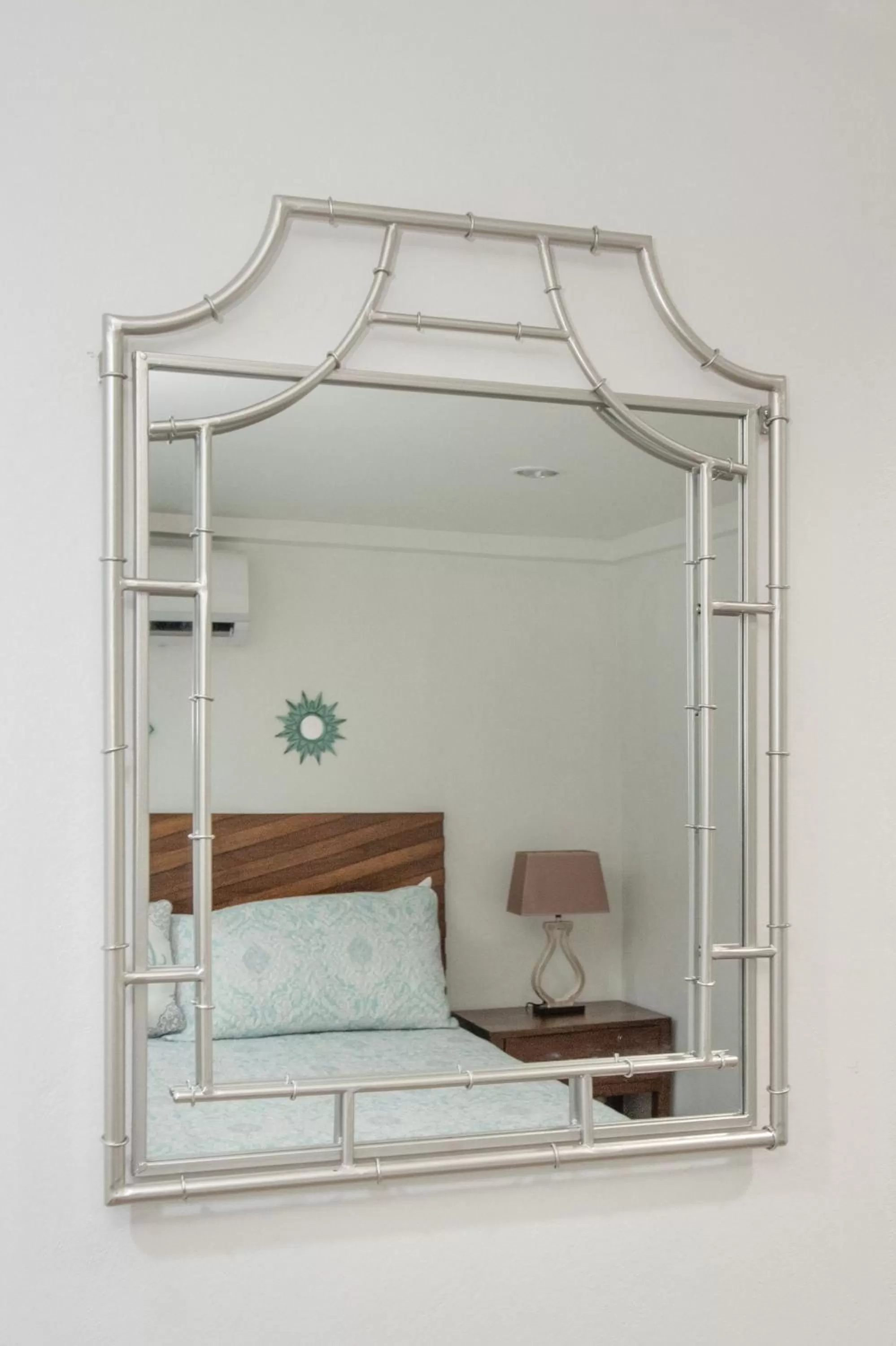 Patio, Bed in La Casa de Paz Hotel