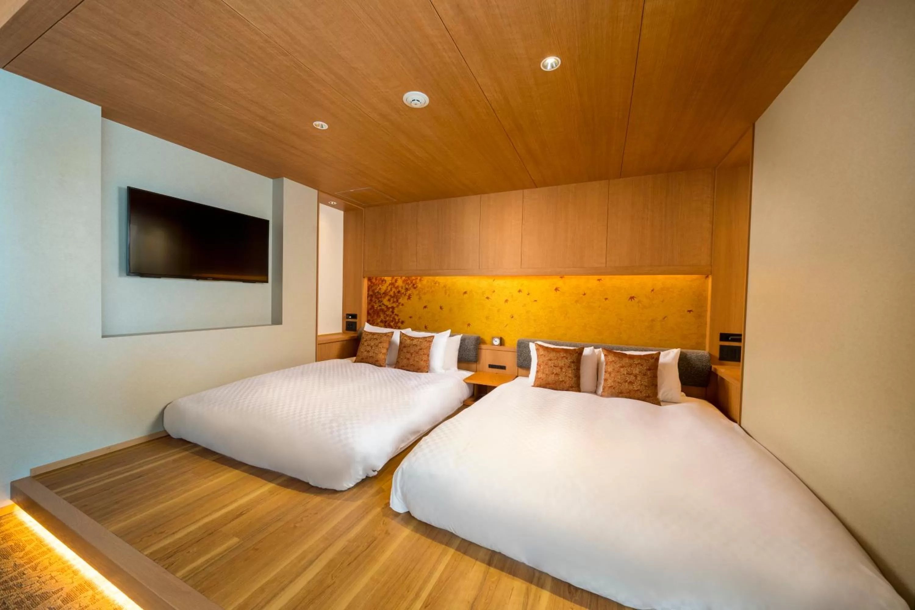 Photo of the whole room, Bed in KAYA Kyoto Nijo Castle, BW Signature Collection by Best Western