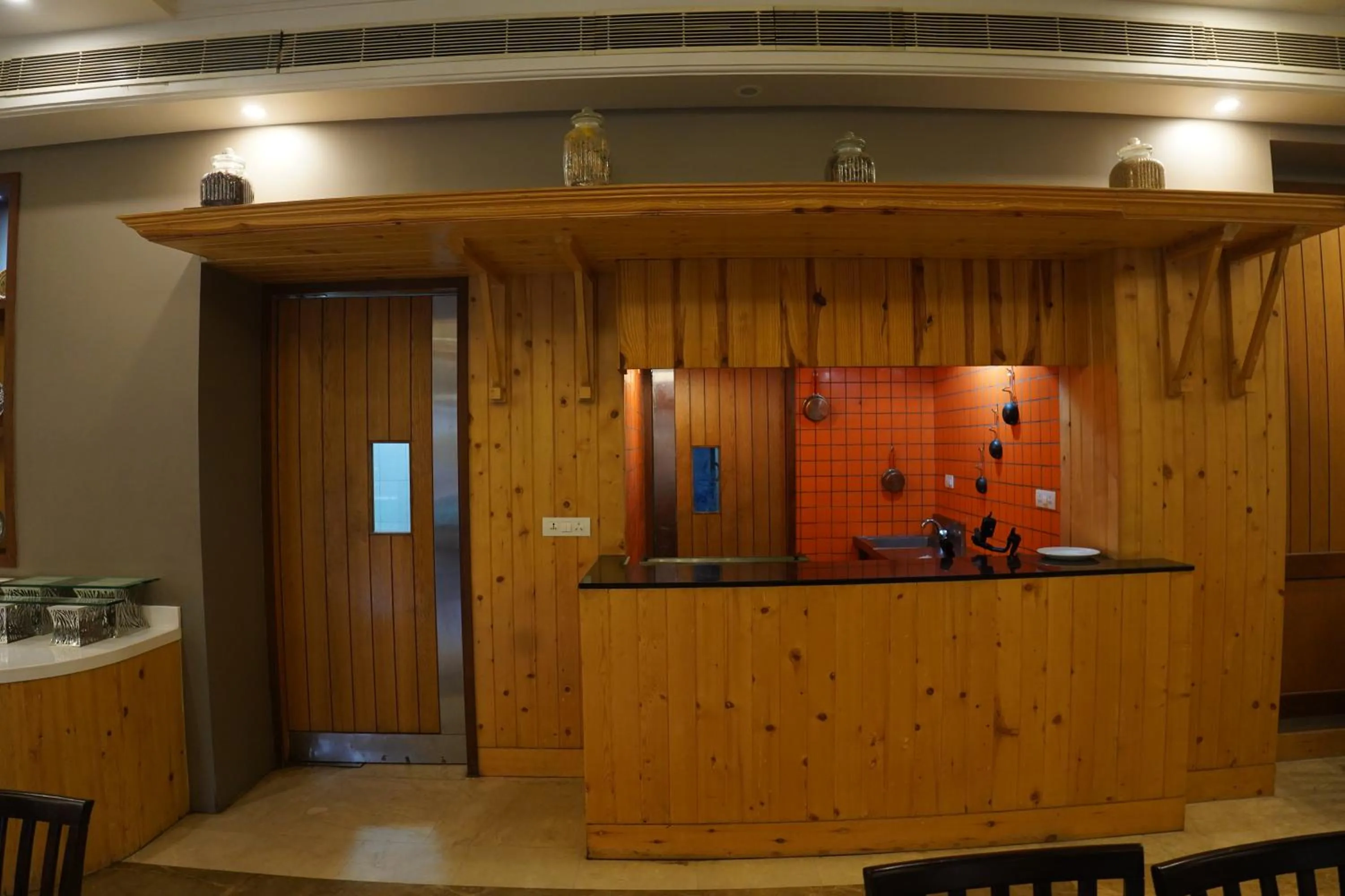 Kitchen or kitchenette in Park Plaza Jodhpur