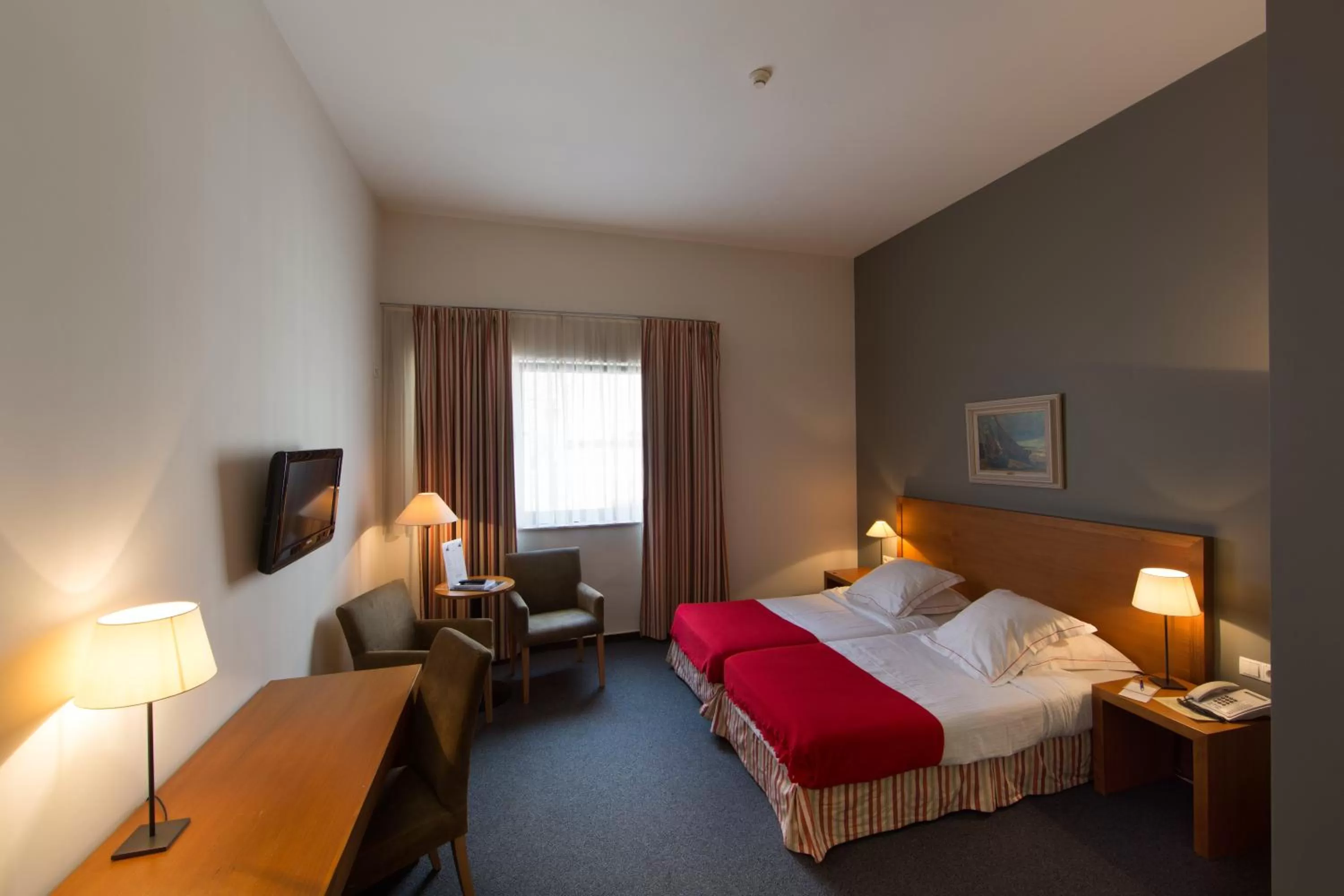 Photo of the whole room, Bed in Ghent River Hotel