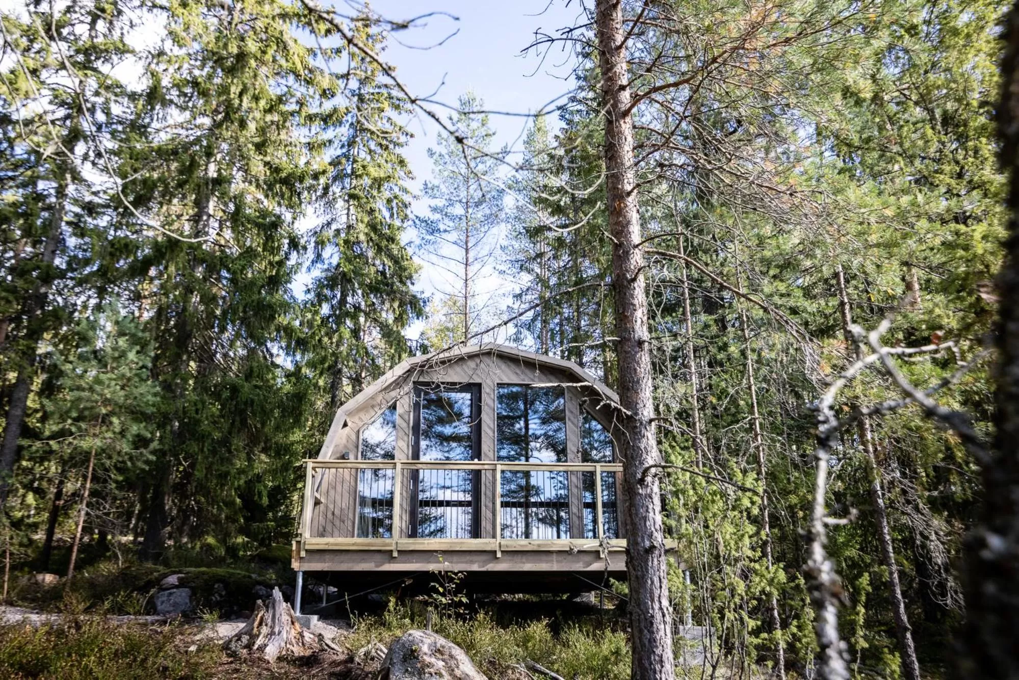 Haltia Lake Lodge nature boutique hotel & glamping