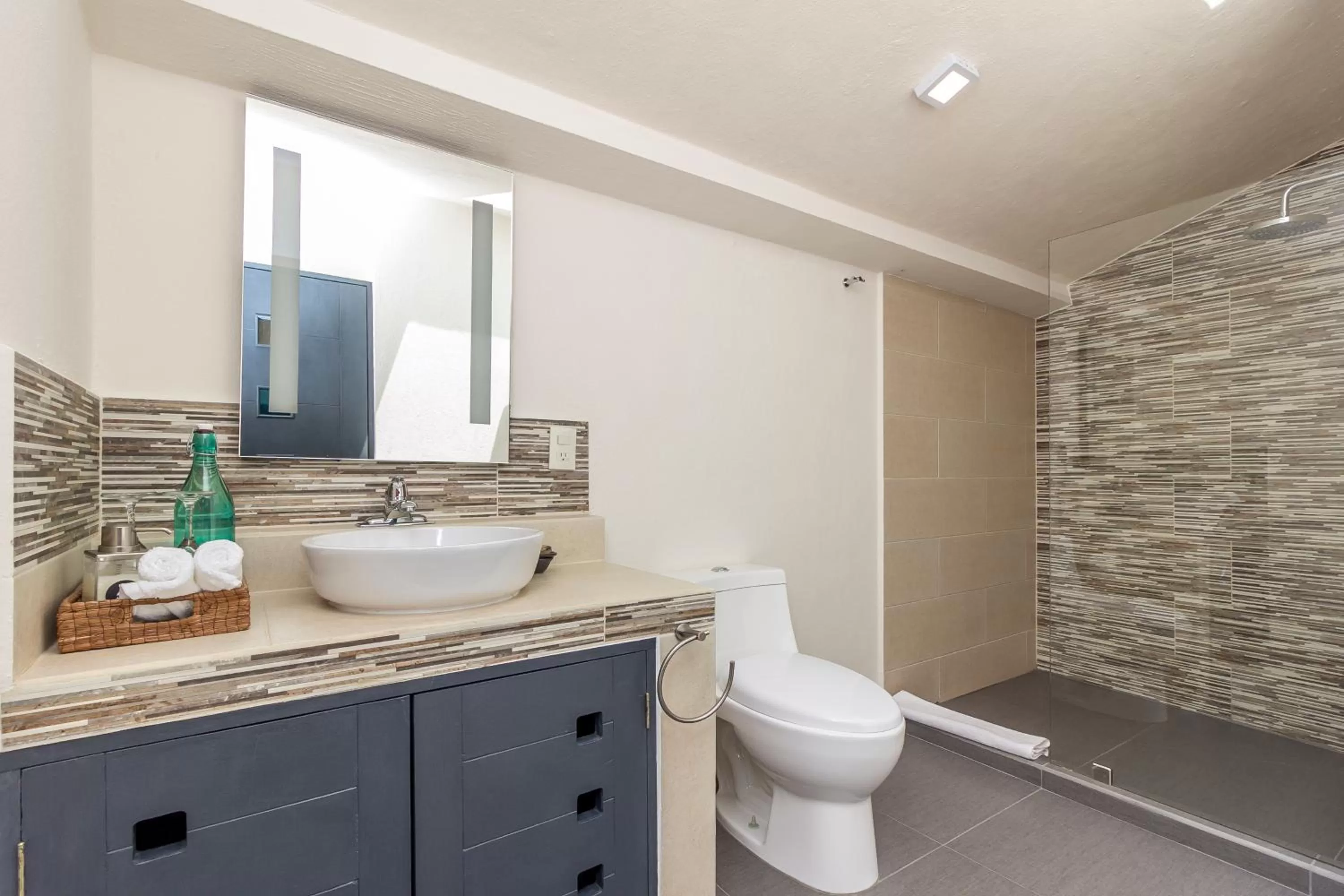 Shower in Arawi Hotel Boutique