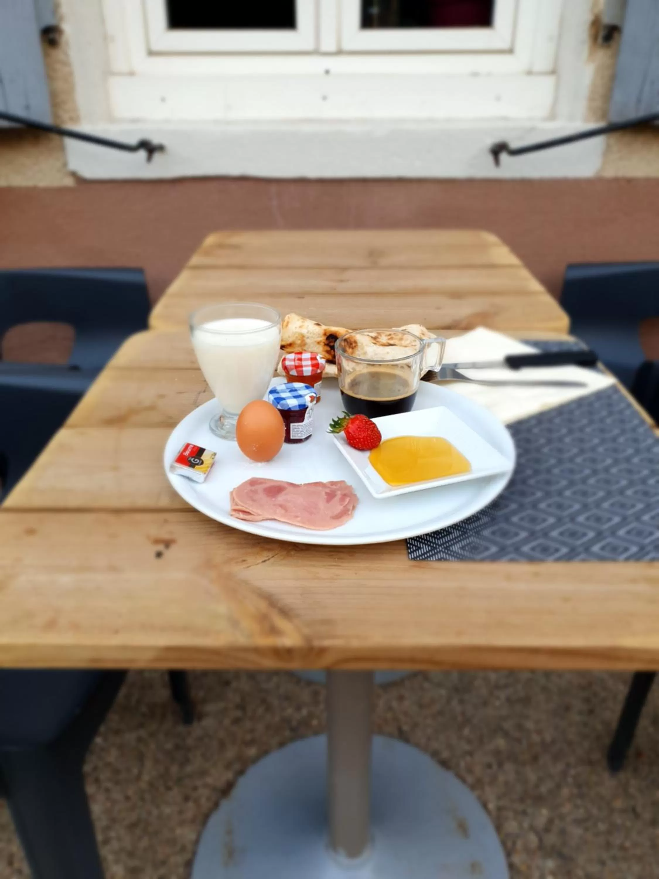 Breakfast in AU BOL D'AIR