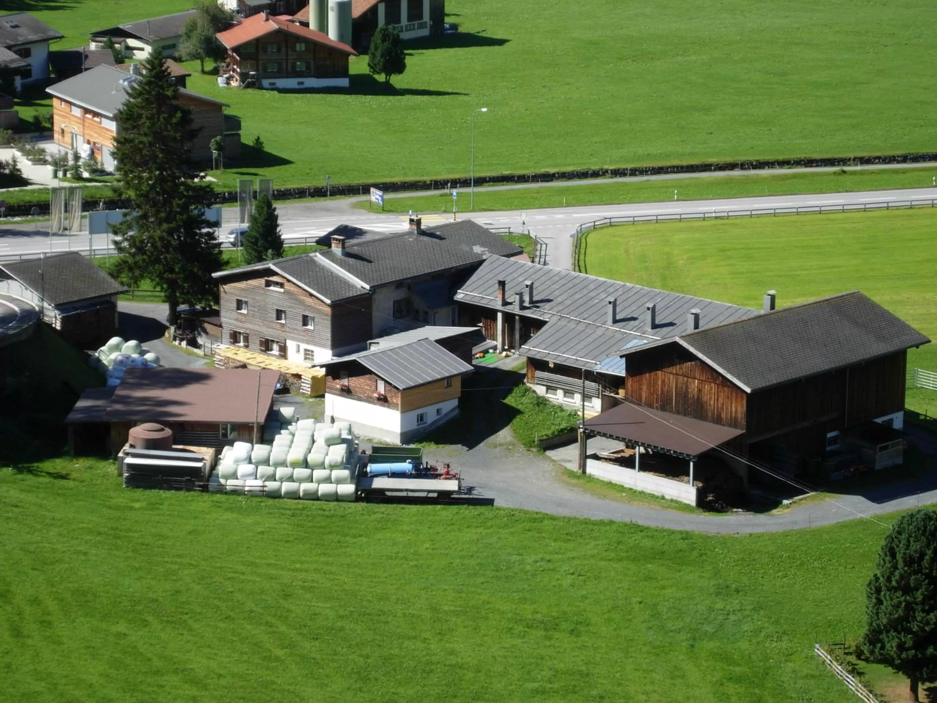 Bird's eye view in Zur Stilli Davos Dorf