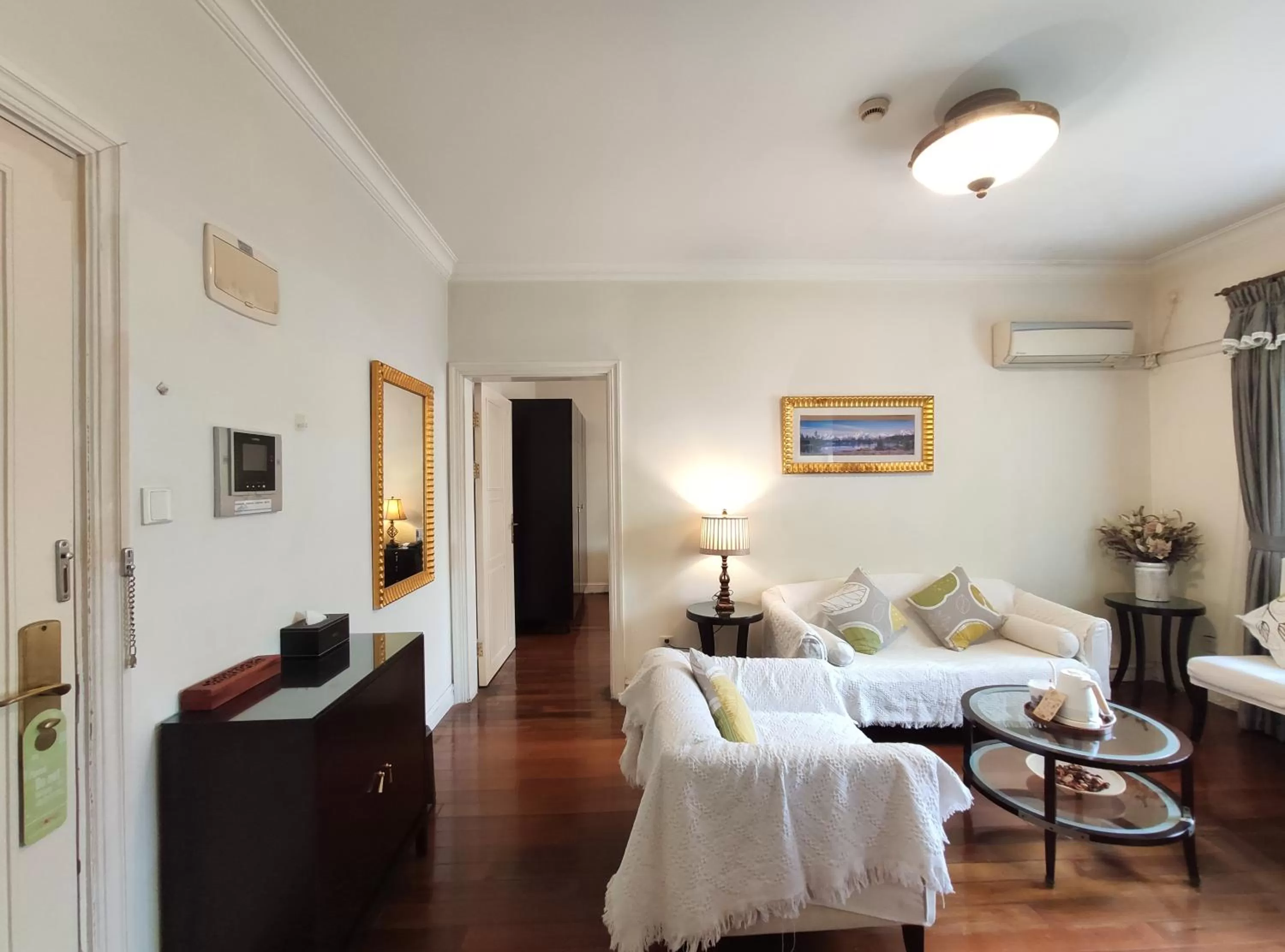 Bed in Ladoll Service Apartments