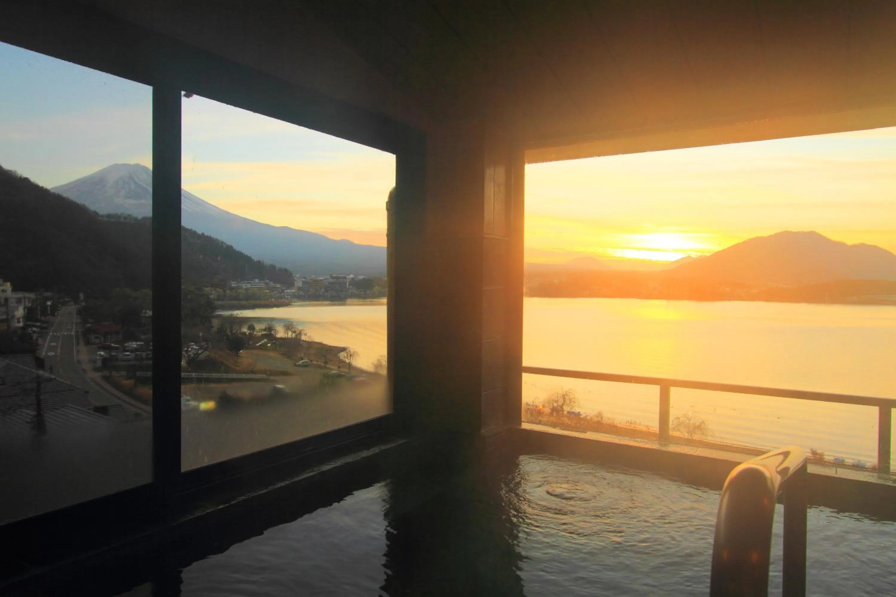 Hot Spring Bath in Hotel Asafuji