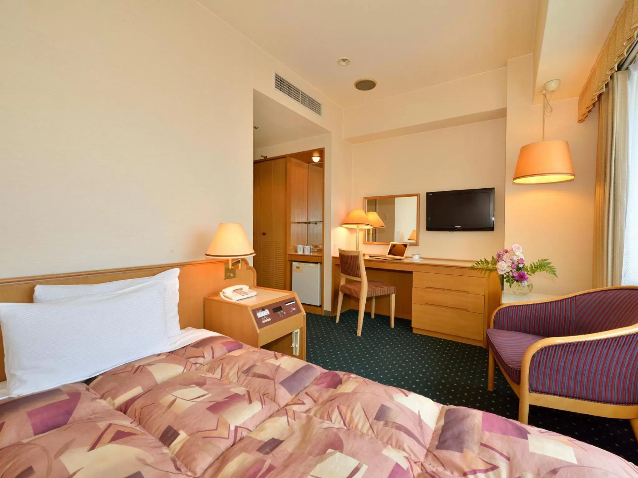 Single Room - Non-Smoking in Hotel Crown Palais Hamamatsu