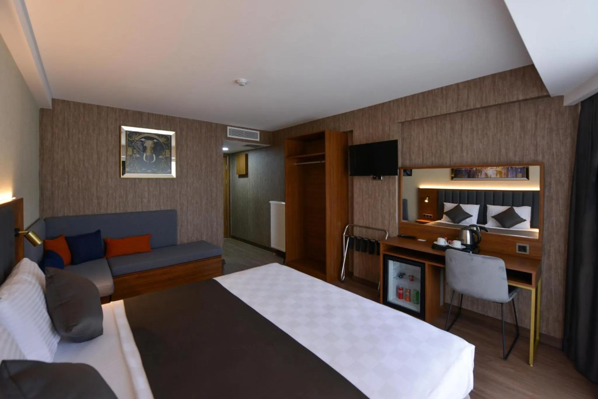 Living room, Bed in İSTPORT GARDEN HOTELS