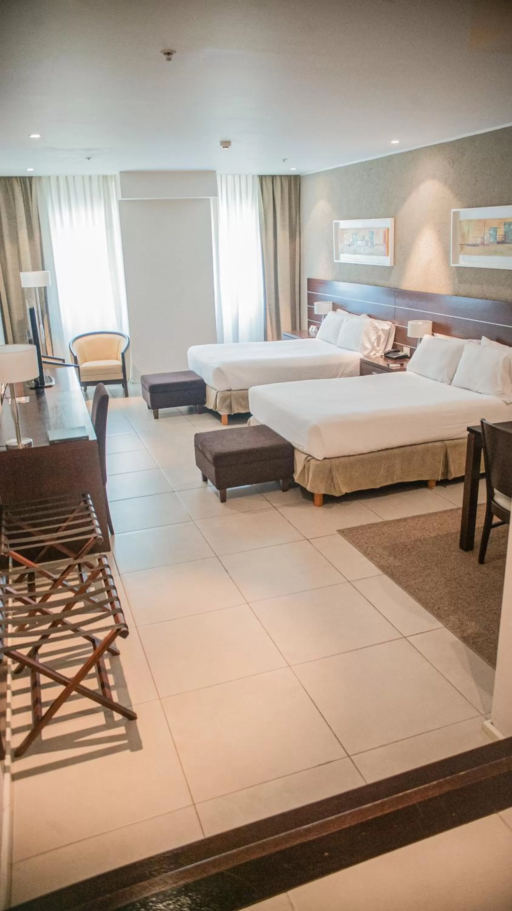 Photo of the whole room, Bed in Orfeo Suites Cordoba