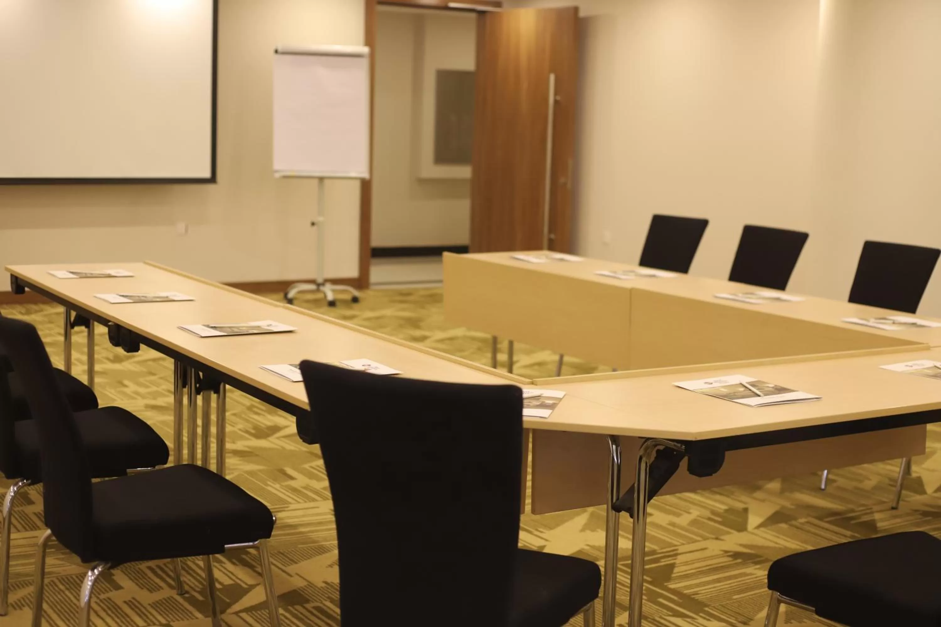 Meeting/conference room in Best Western Plus Buraidah