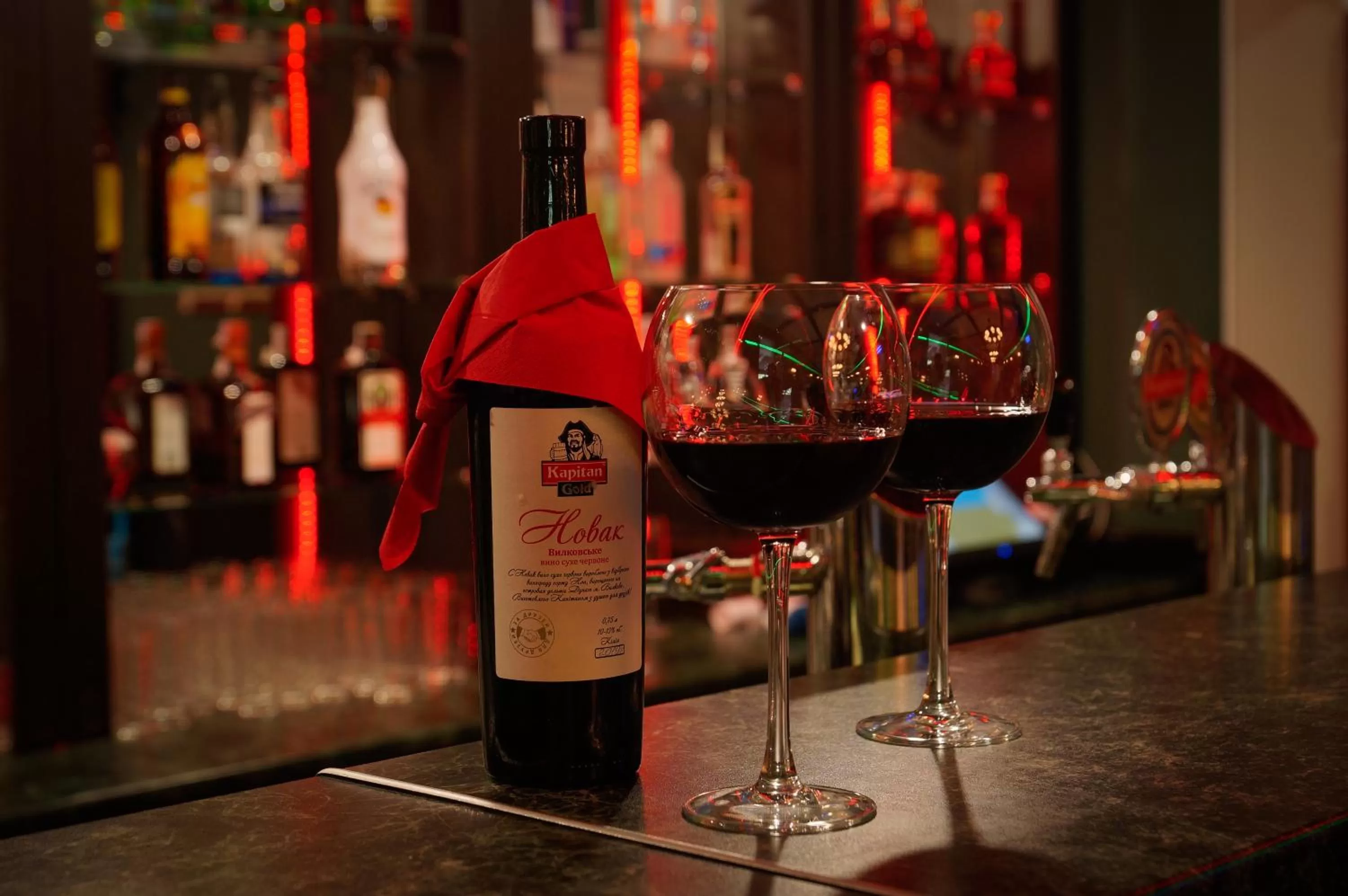 Restaurant/places to eat, Drinks in Delta Hotel