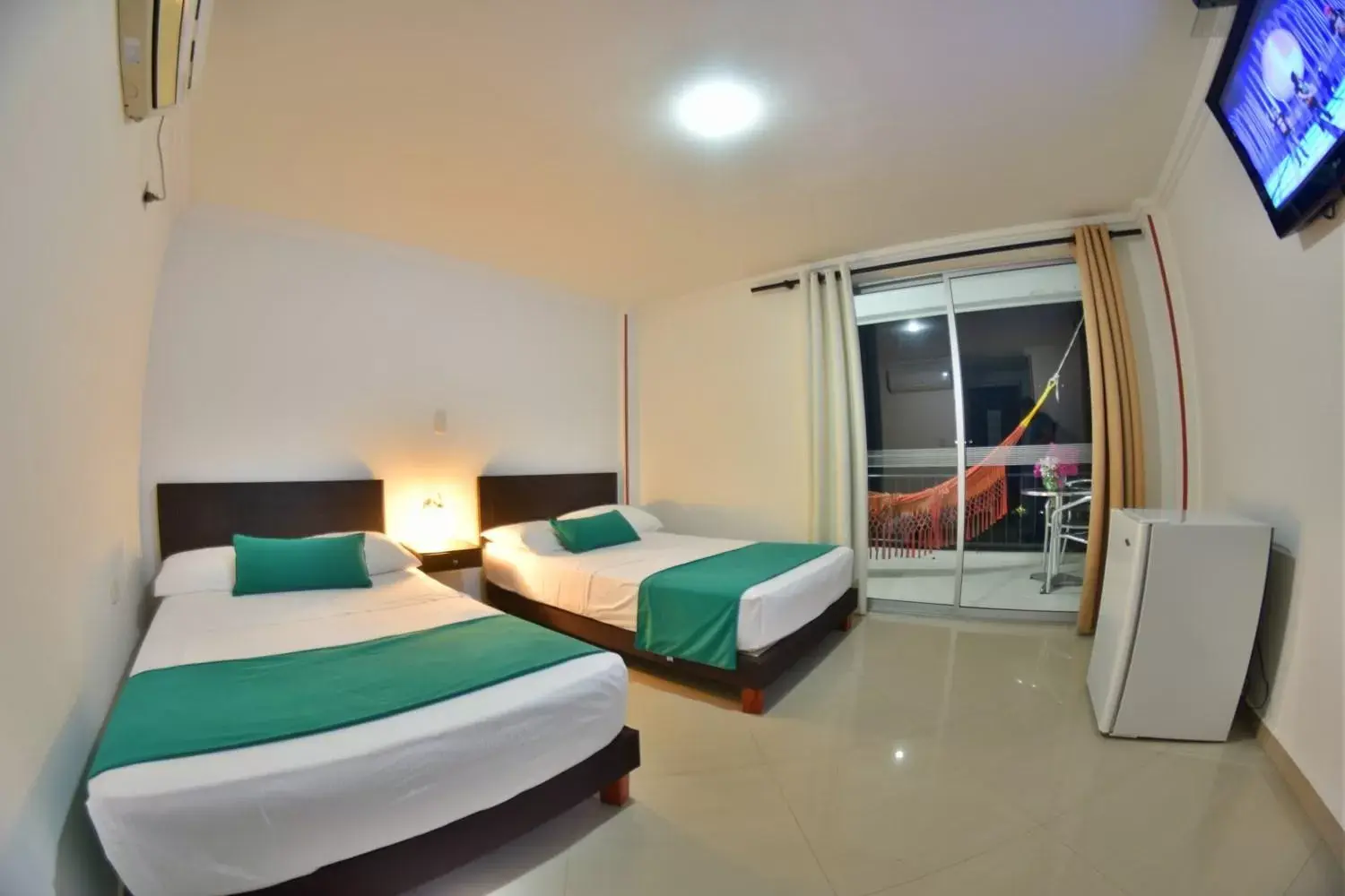 Twin Room with Balcony in Hotel Montserrat Plaza Twin Room with Balcony in Hotel Montserrat Plaza