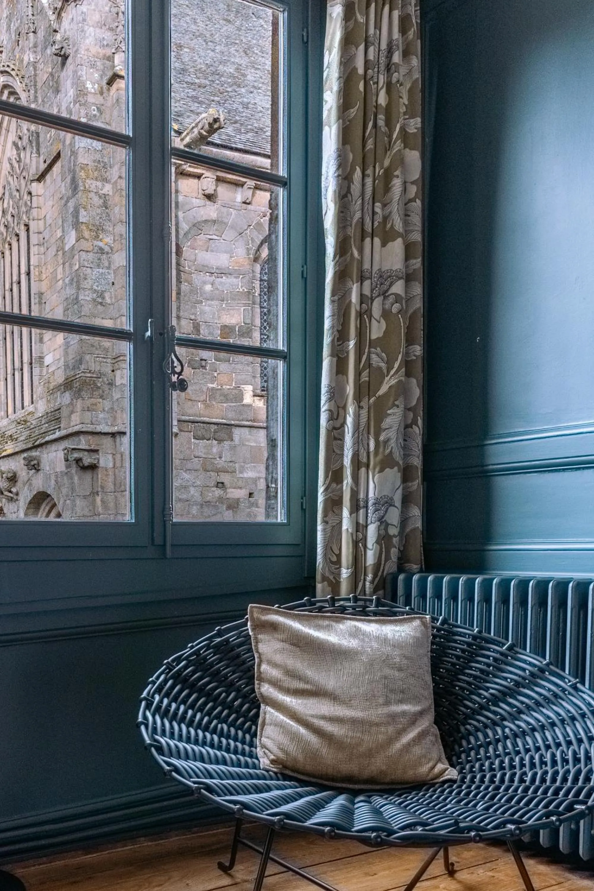 Living room in La Maison Pavie