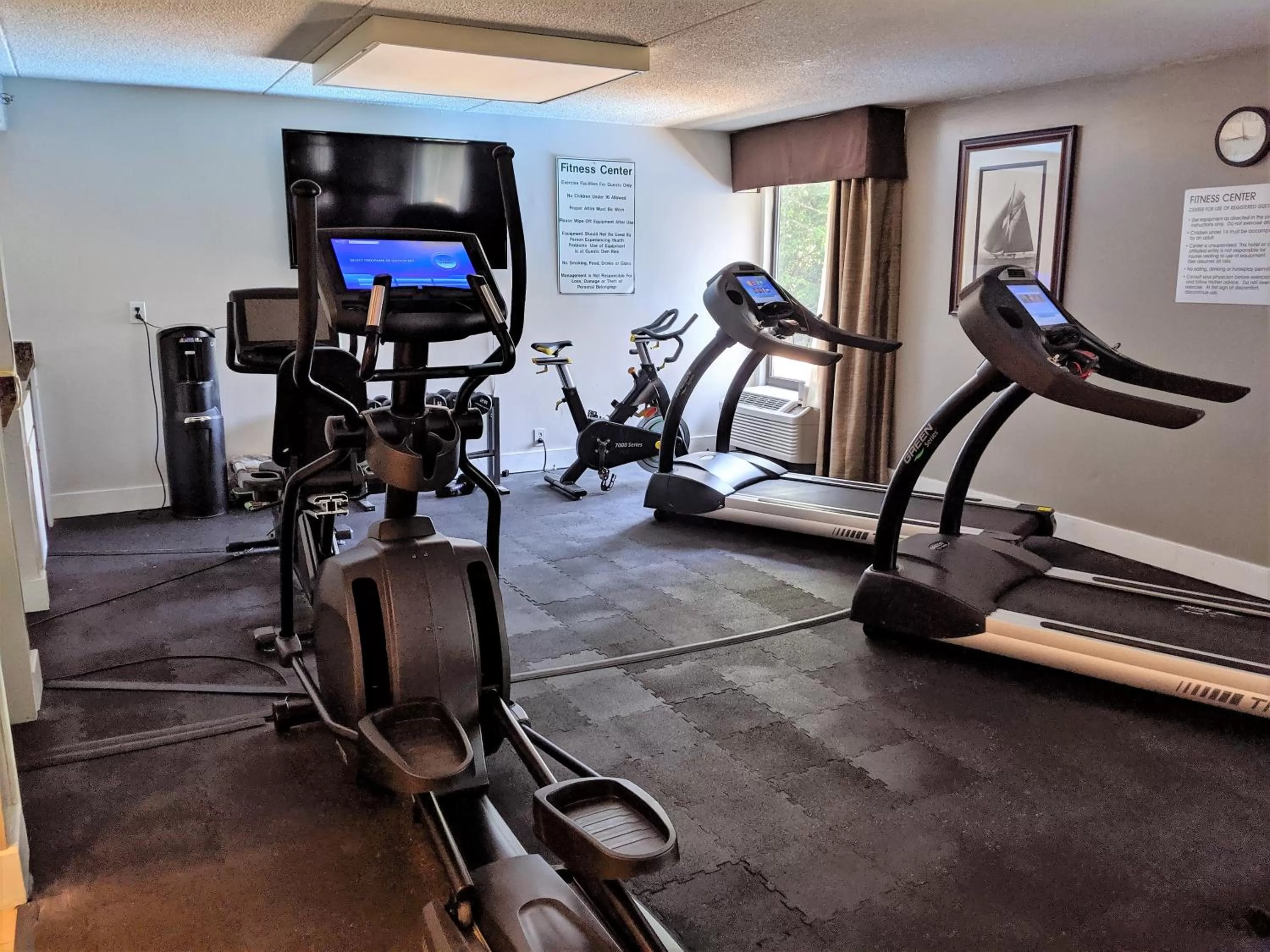 Fitness centre/facilities in Wyndham Garden Charlotte Airport Southeast