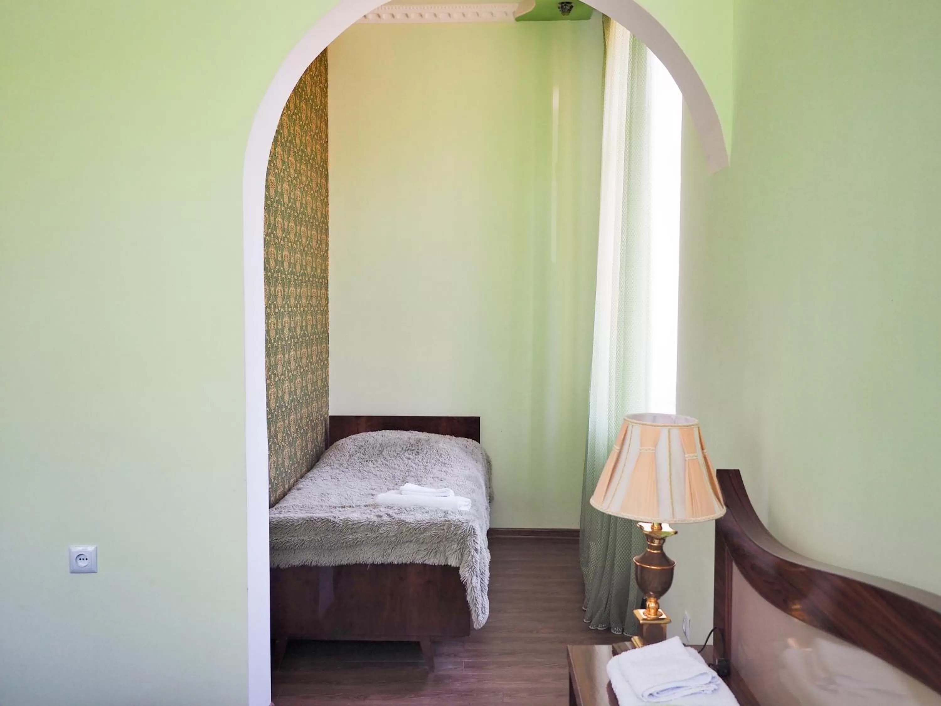 Bedroom, Bed in Kirch Hotel & Restaurant