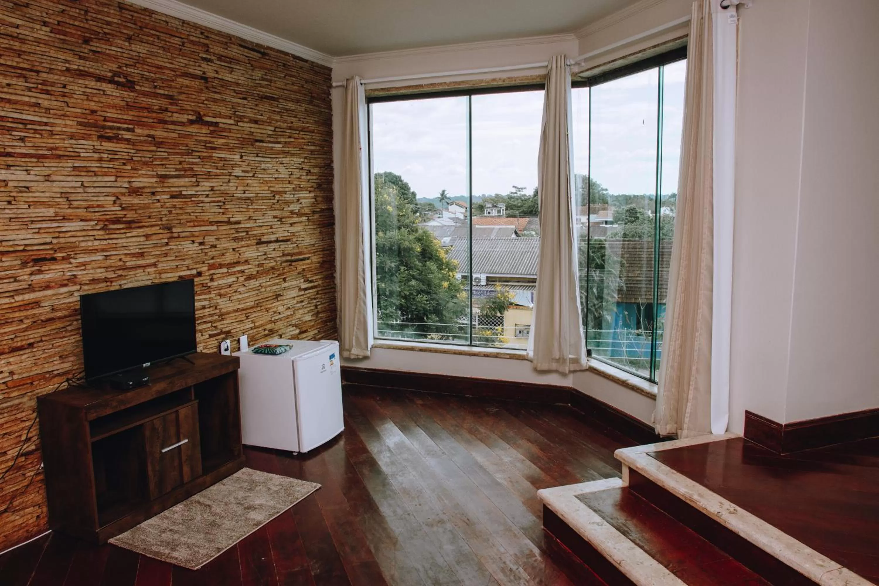 TV/Entertainment Center in SAMIR HOTEL COMFORT