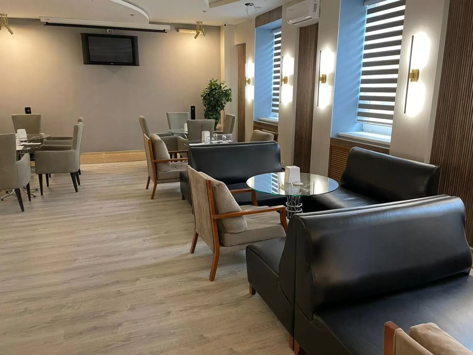 Lounge or bar in Tengri Hotel