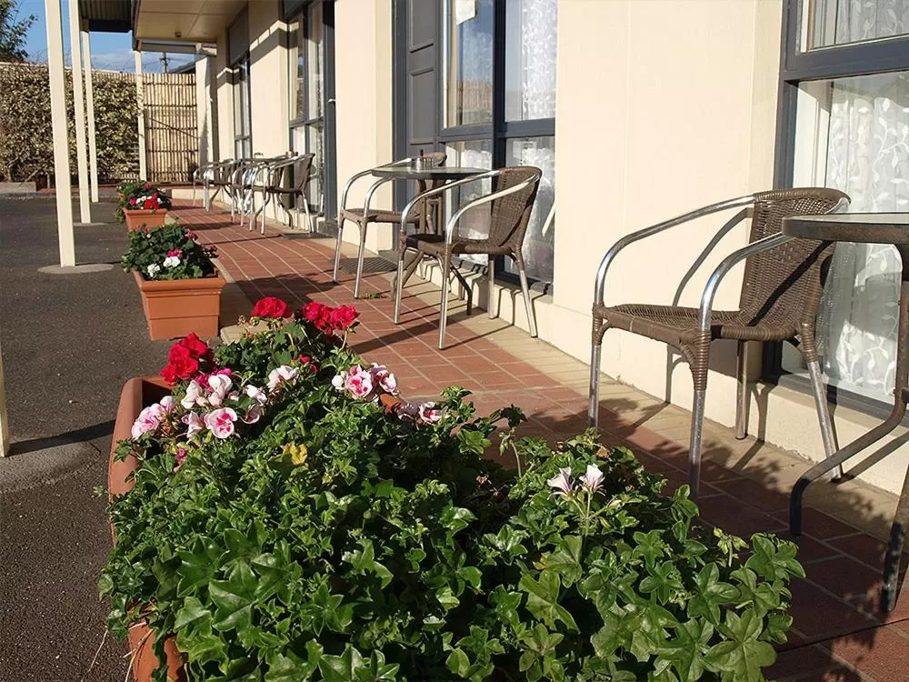 Patio in Mornington Motel